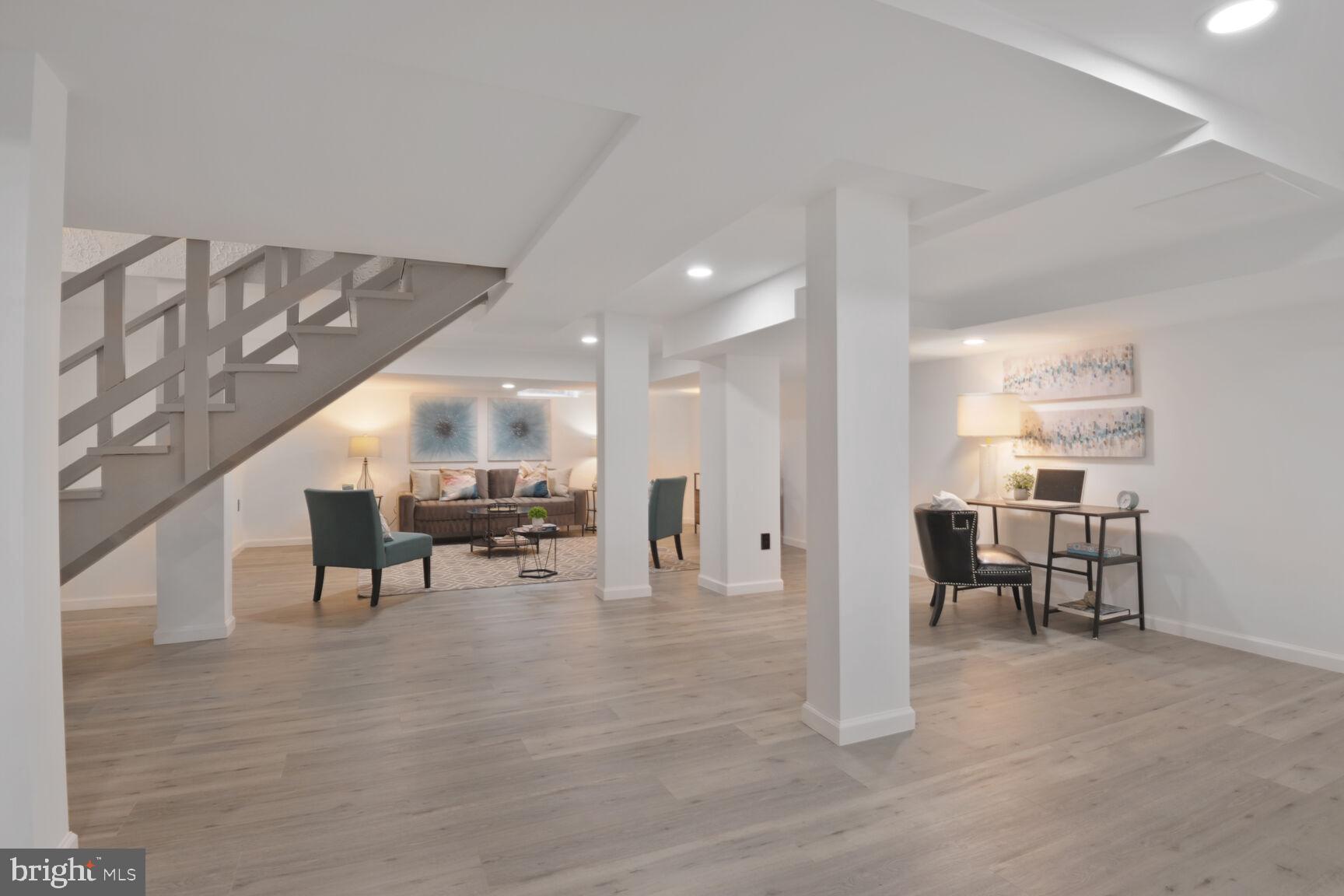 PT ROCKVILLE TWN RES 1 - Residential