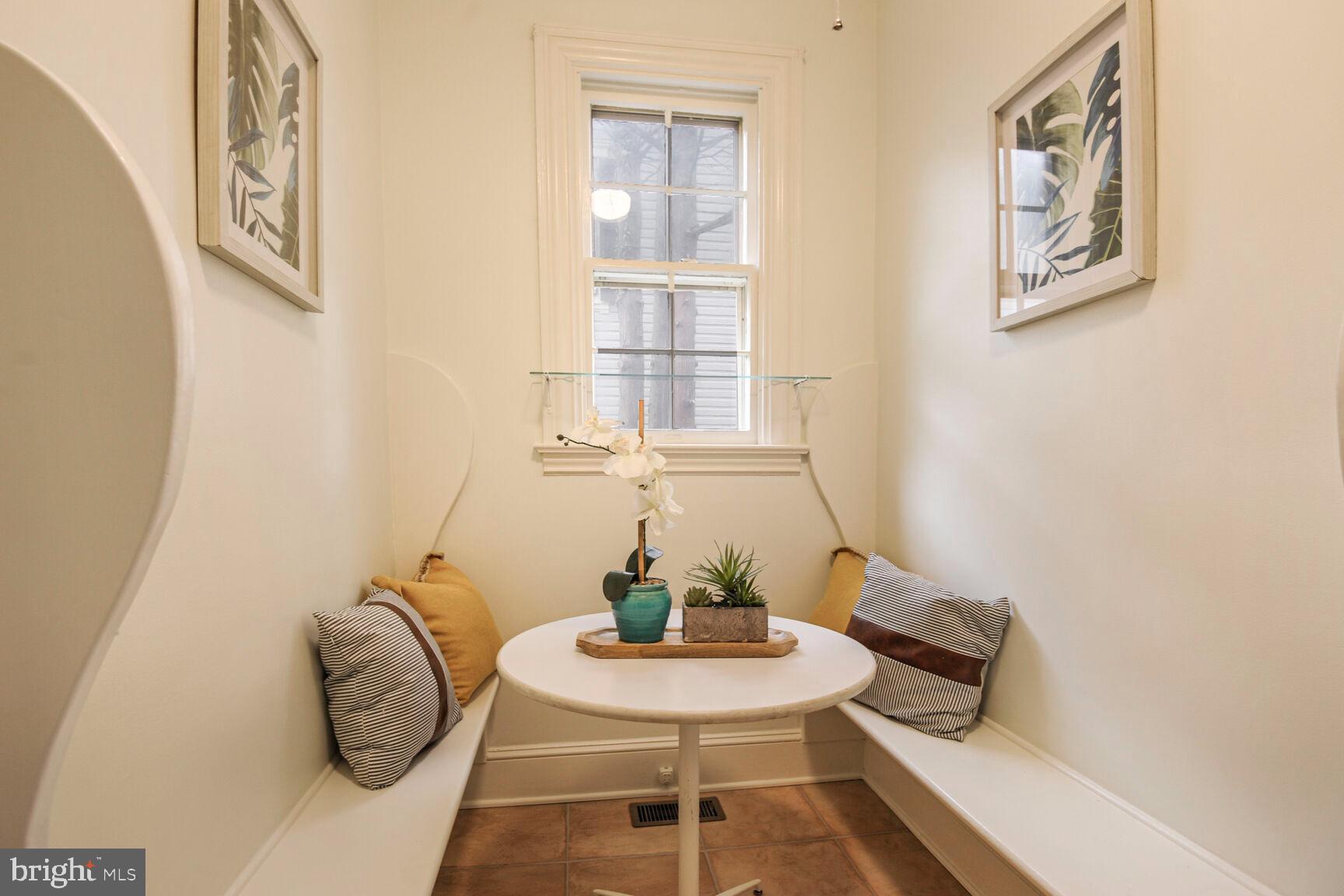 PT ROCKVILLE TWN RES 1 - Residential