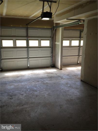 CHELSEA ESTATES - Residential Lease