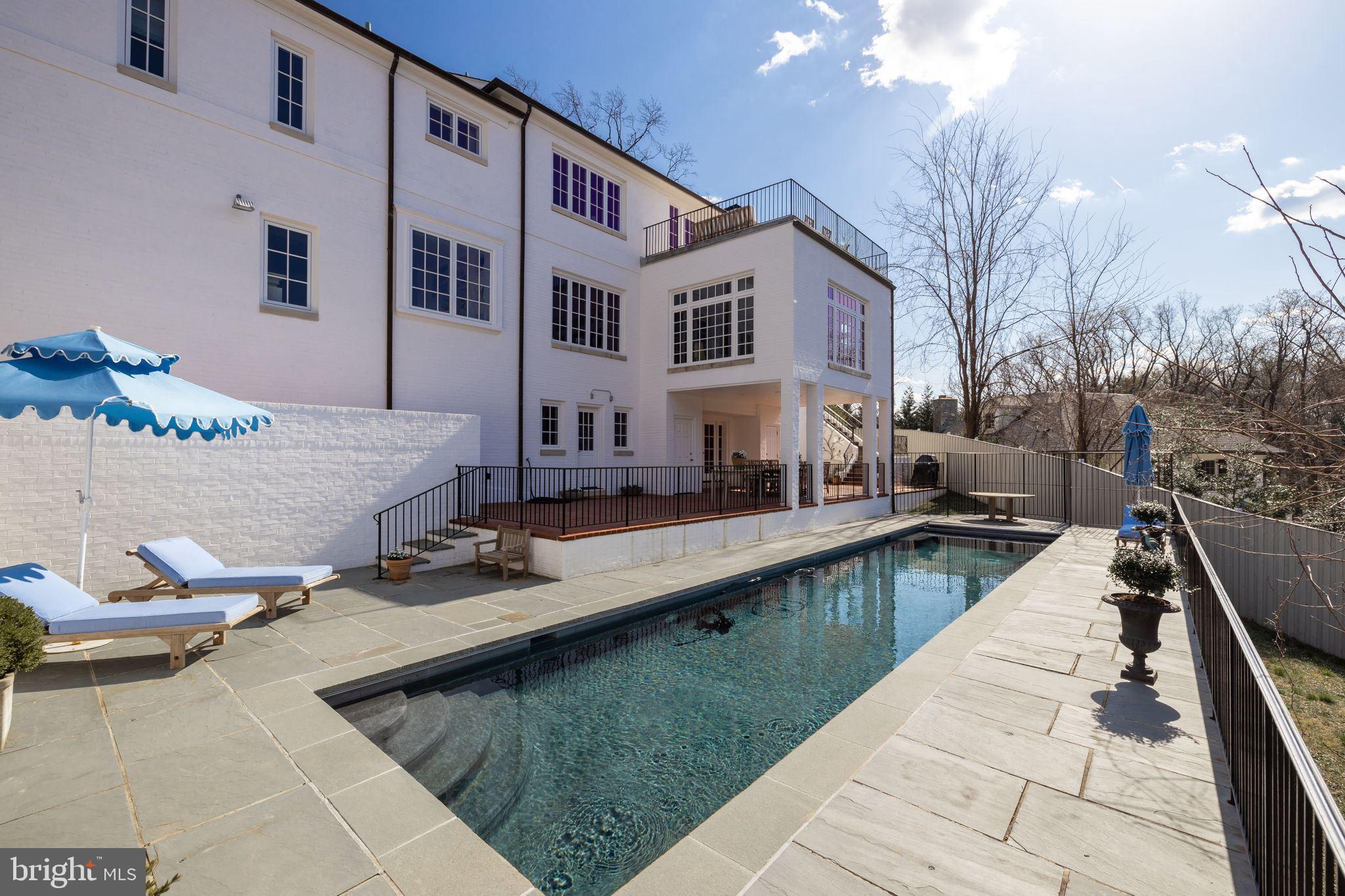 WESLEY HEIGHTS - Residential