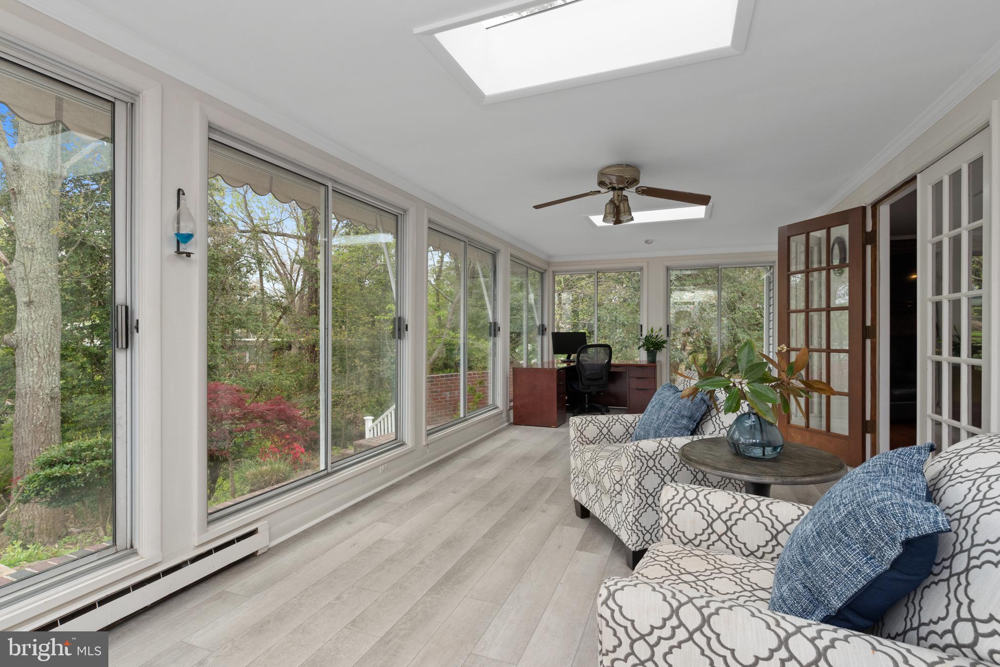 ANNAPOLIS ROADS - Residential