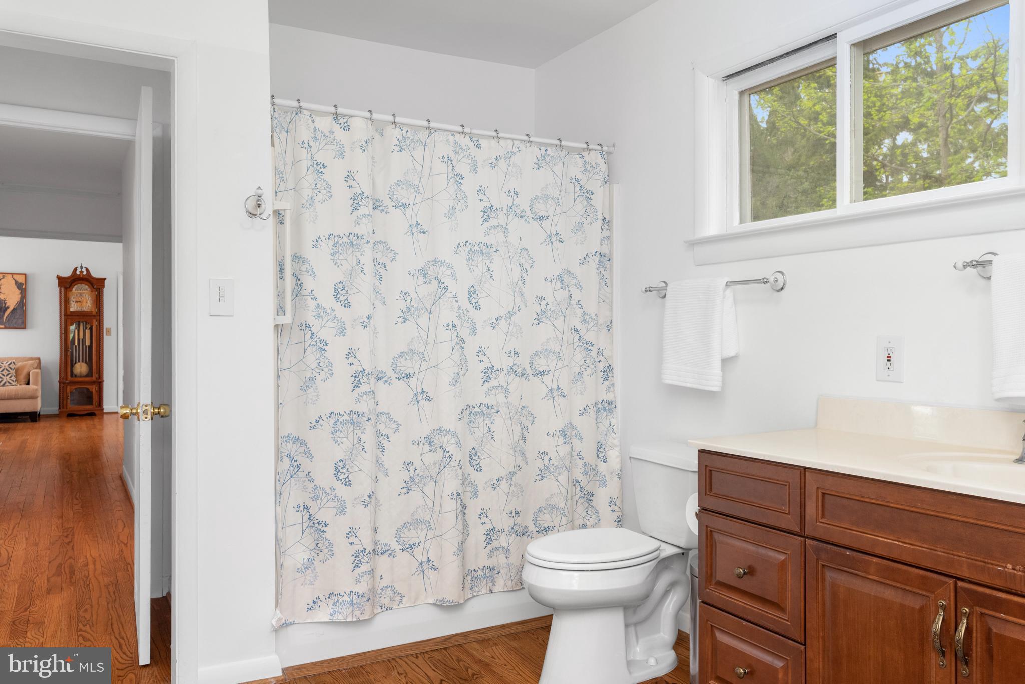 ANNAPOLIS ROADS - Residential