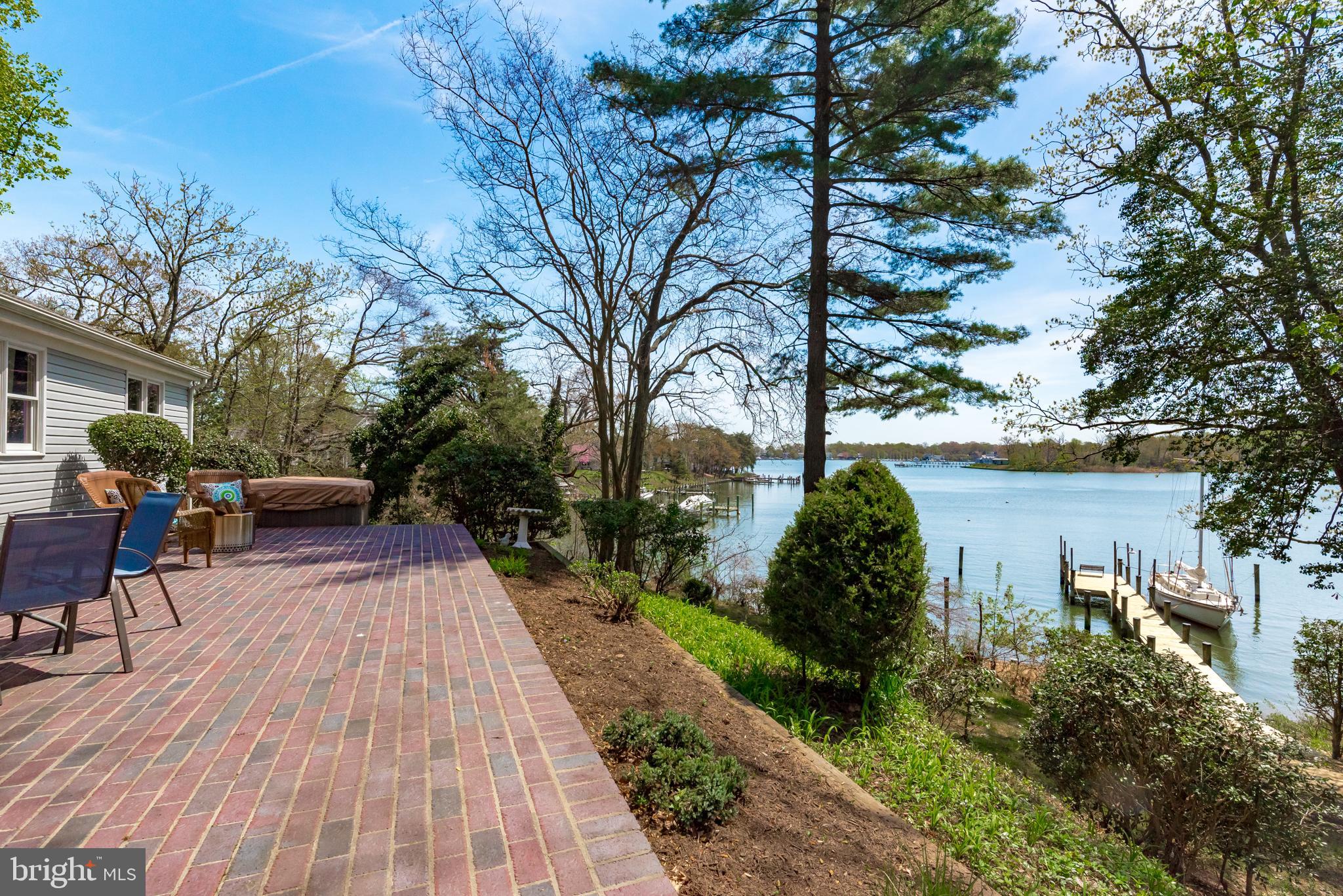 ANNAPOLIS ROADS - Residential