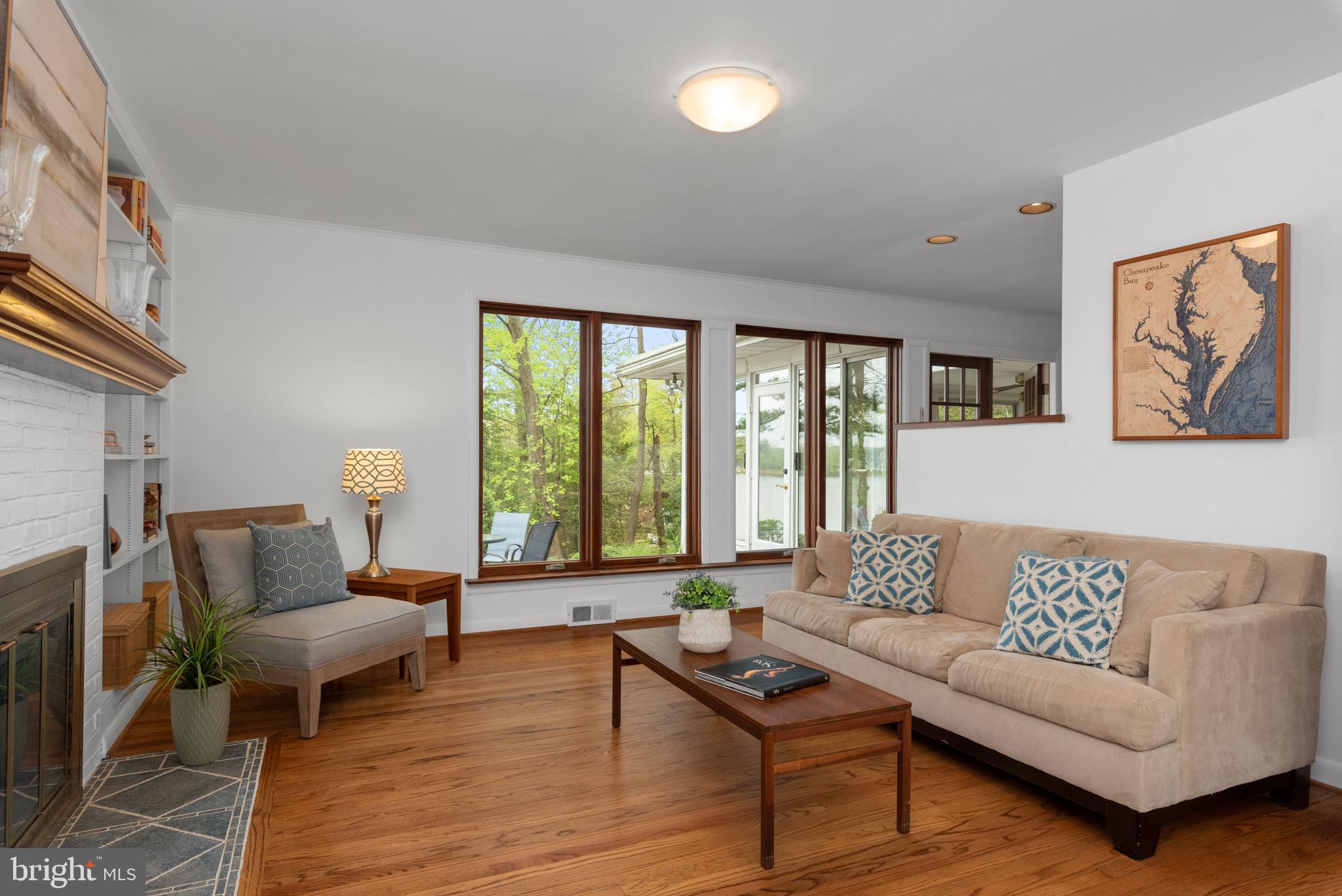 ANNAPOLIS ROADS - Residential