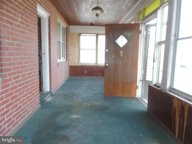 CEDAR CREST - Residential