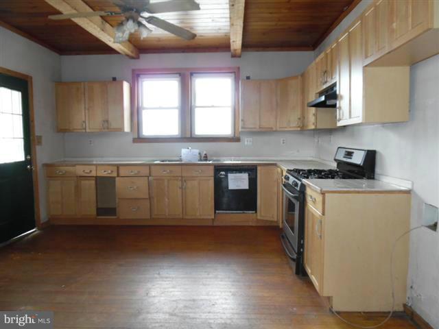 CEDAR CREST - Residential