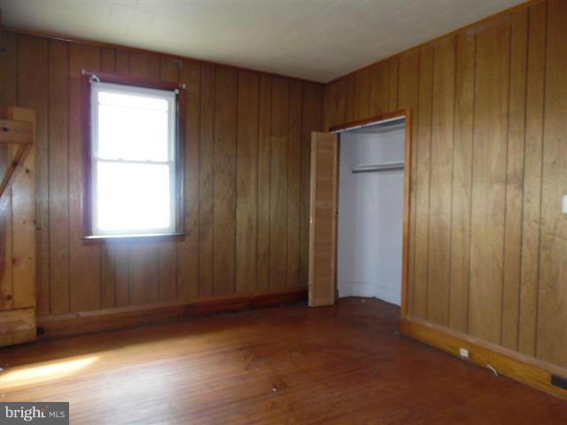 CEDAR CREST - Residential