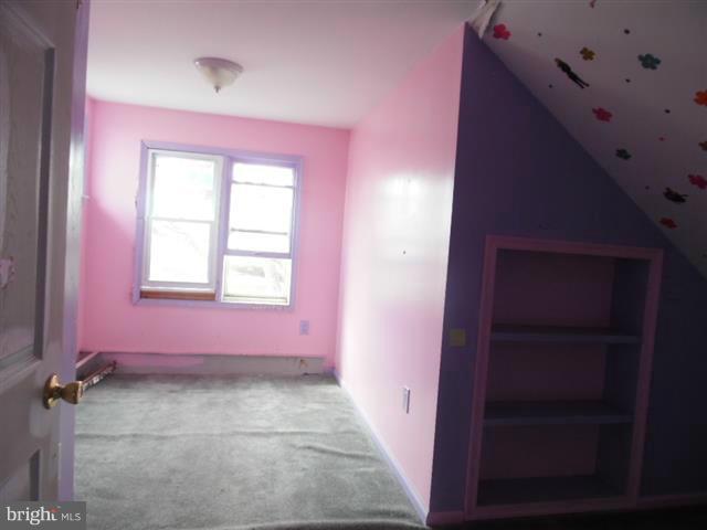 CEDAR CREST - Residential