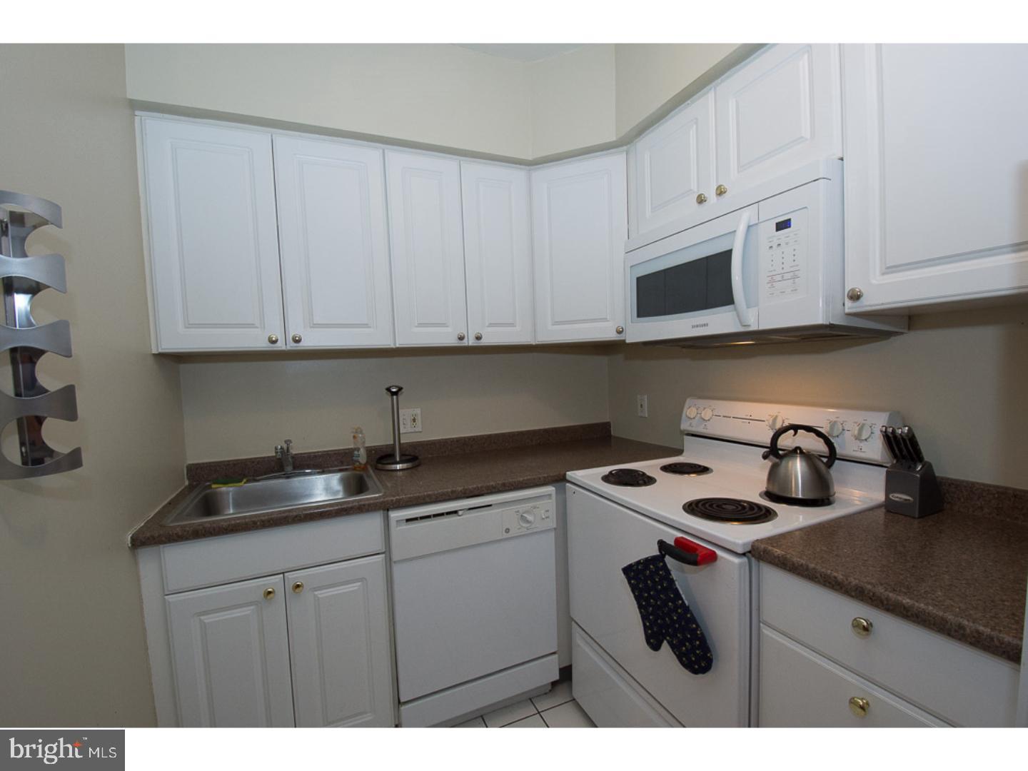 WASHINGTON SQ WEST - Residential