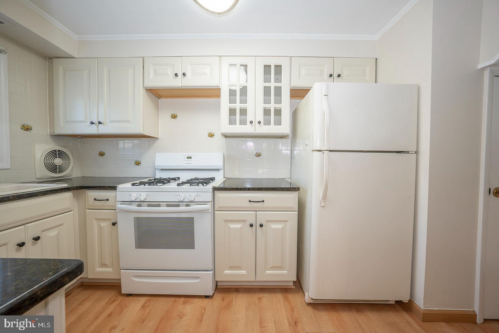 214 HARROGATE ROAD