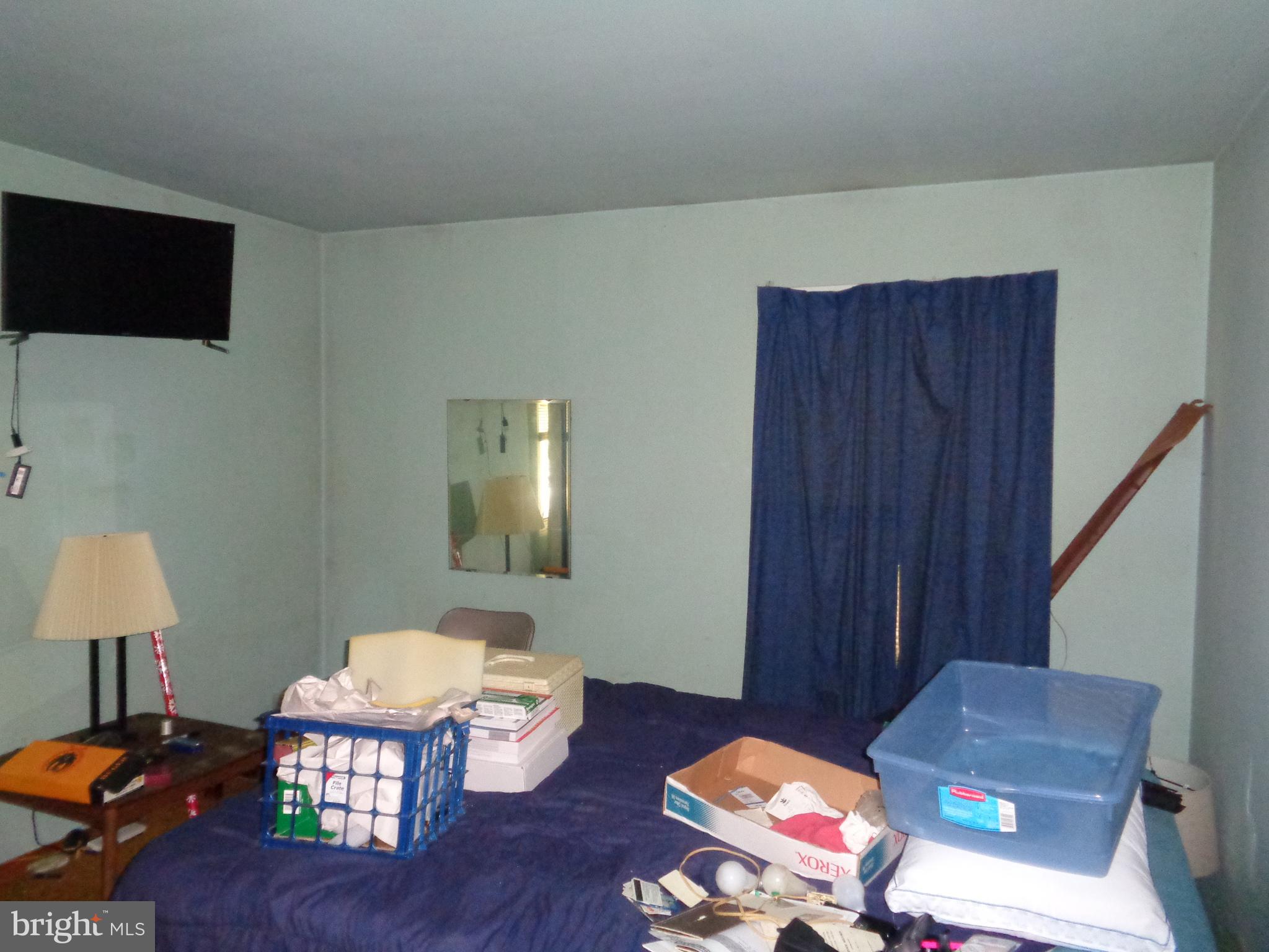 SUBURBIA - Residential