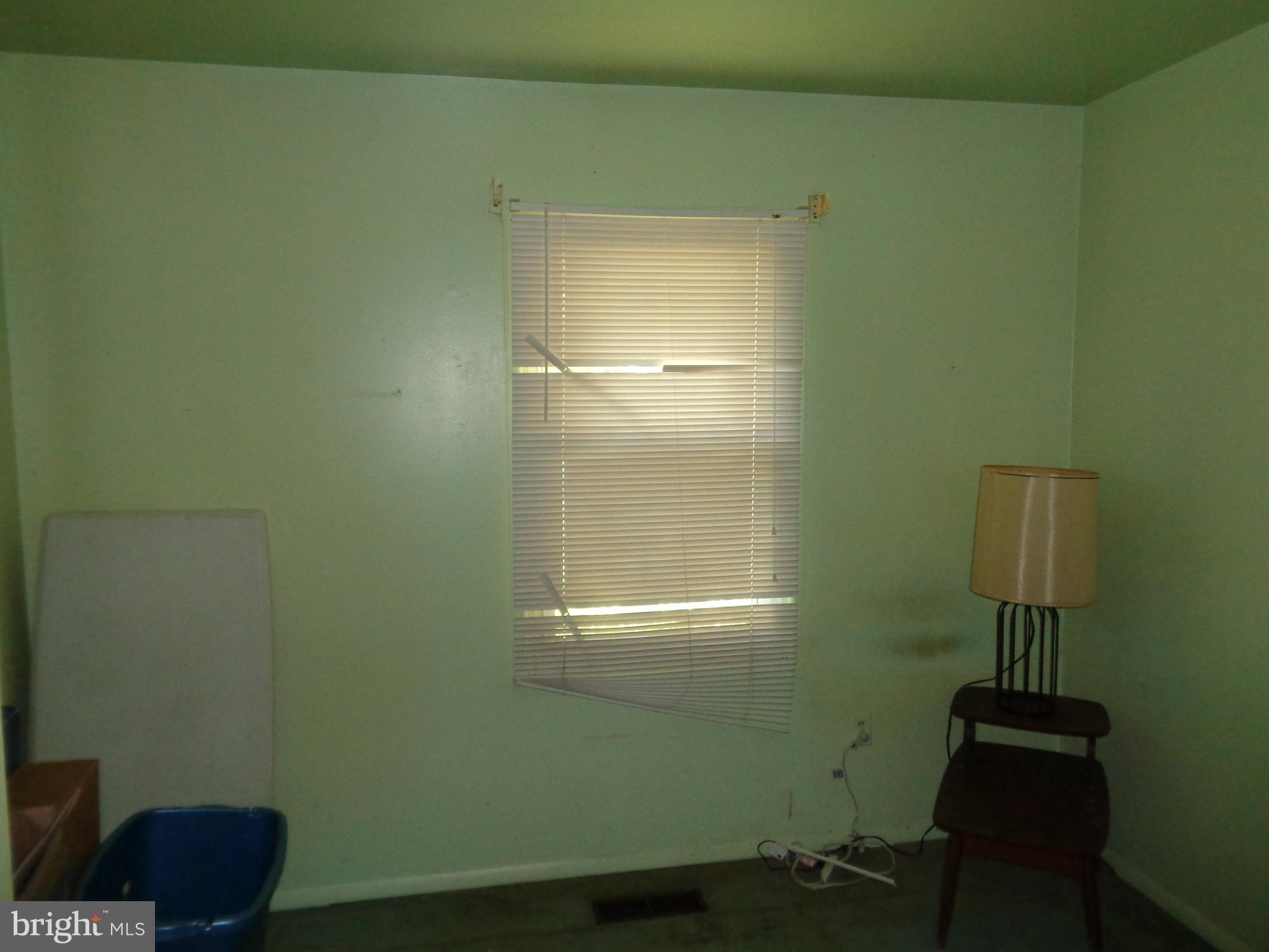 SUBURBIA - Residential