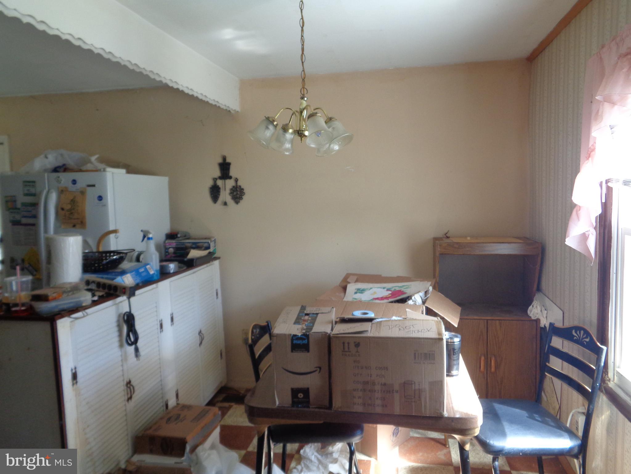 SUBURBIA - Residential