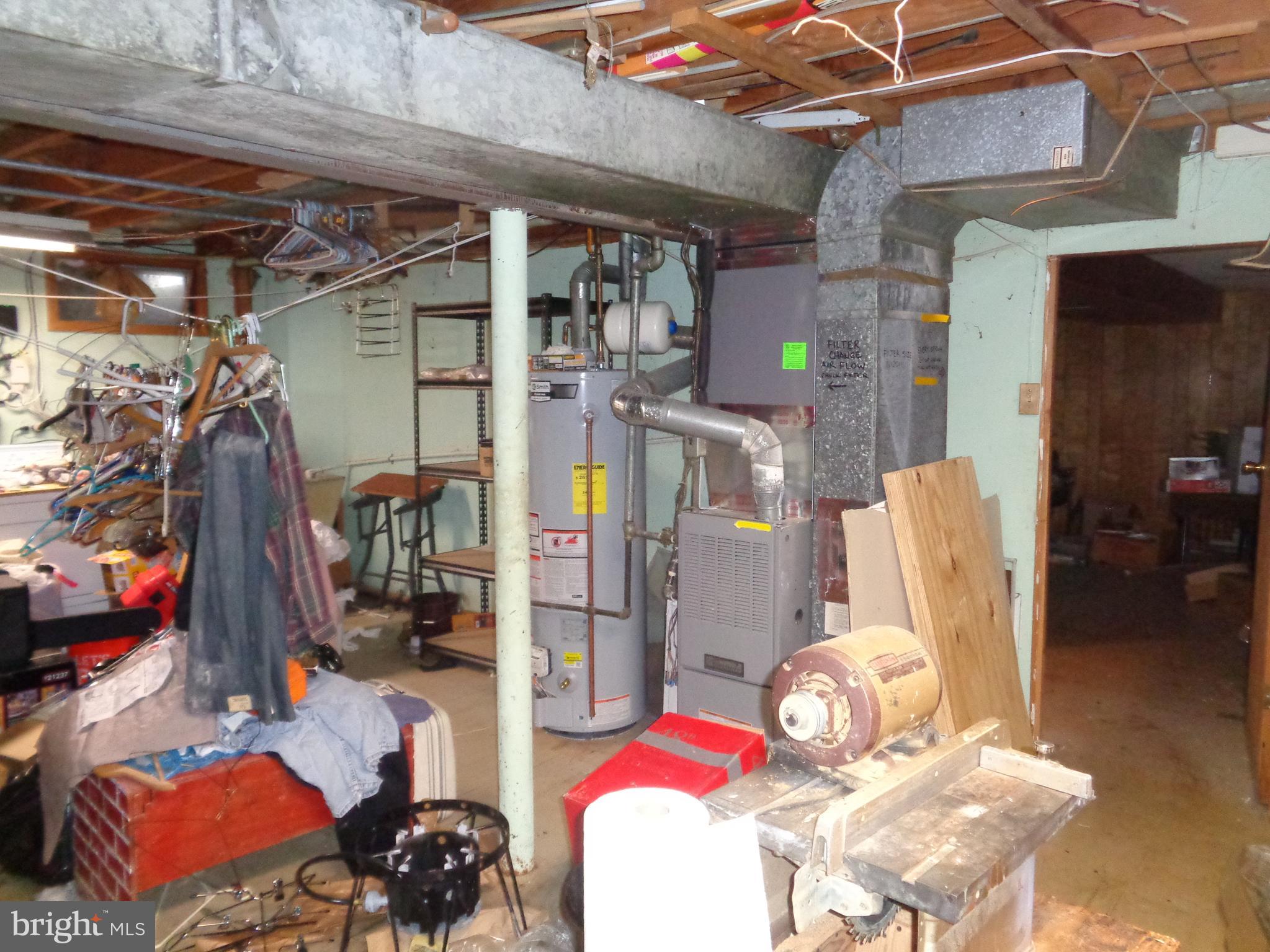 SUBURBIA - Residential