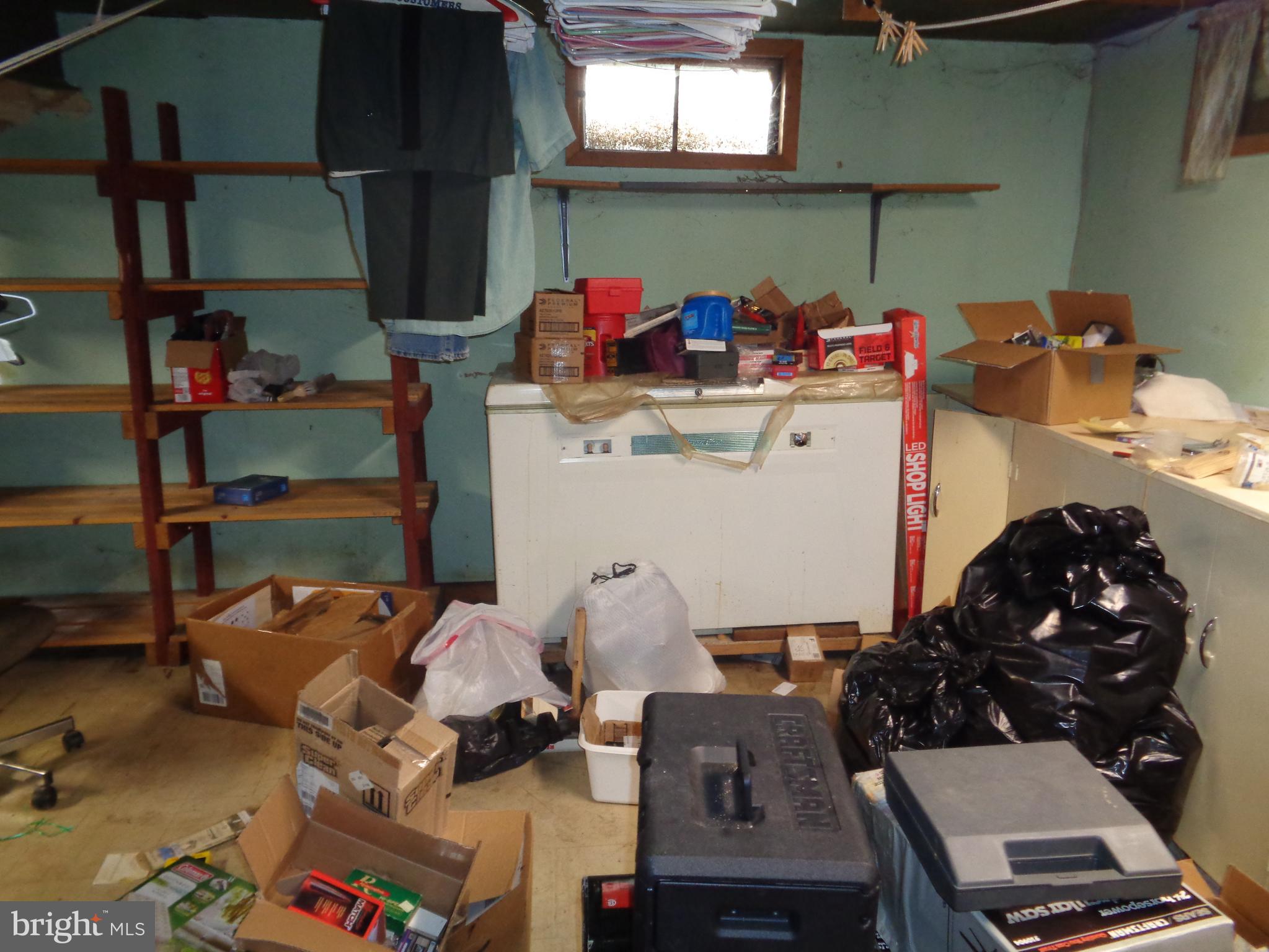 SUBURBIA - Residential