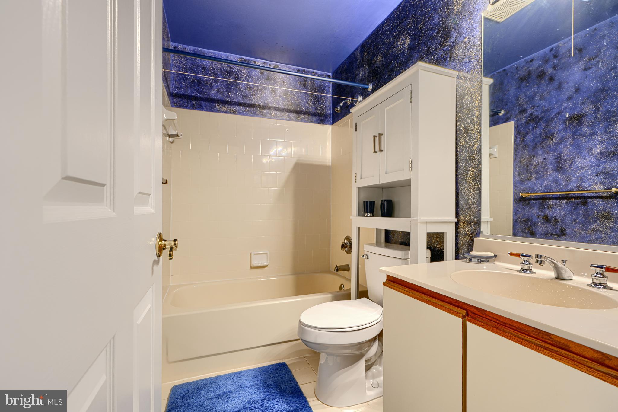 THE POINTE - Residential