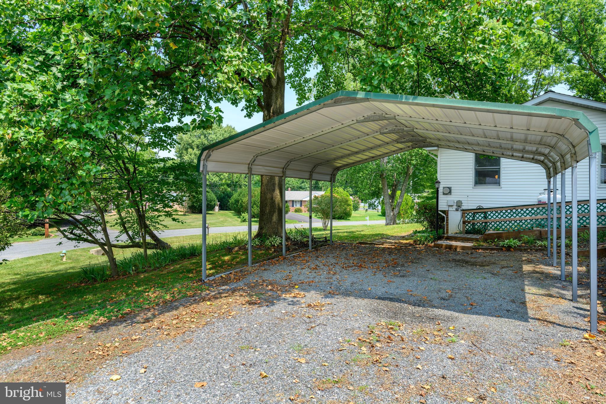 200 MANOR AVENUE