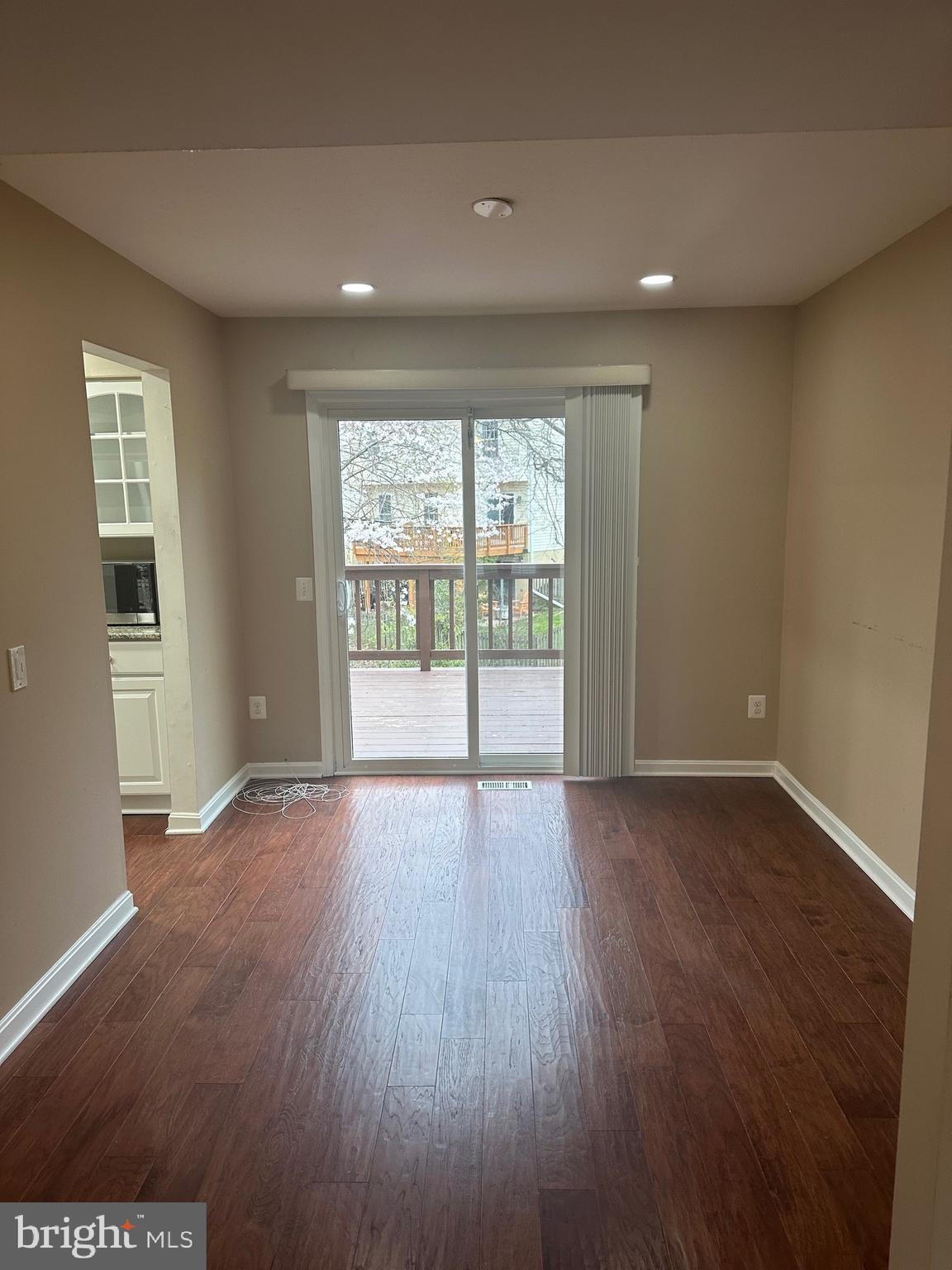 BURKE CENTRE - Residential Lease