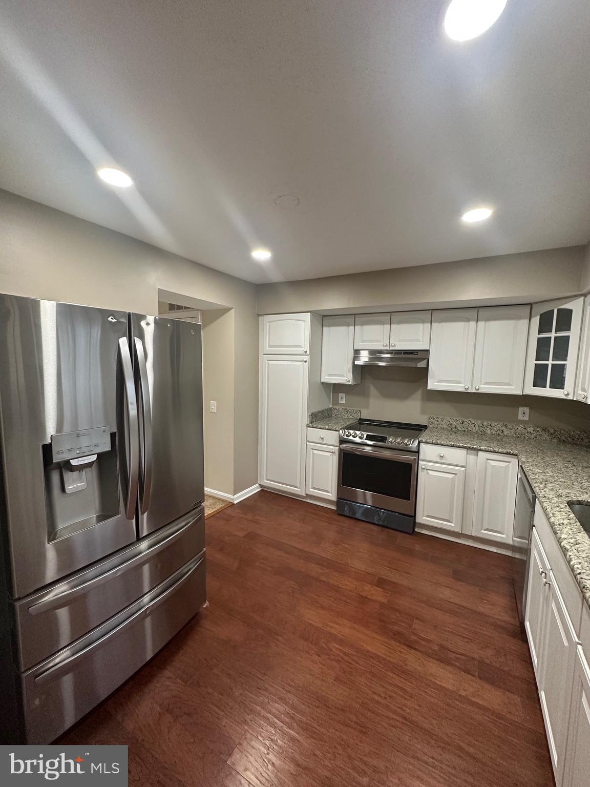 BURKE CENTRE - Residential Lease