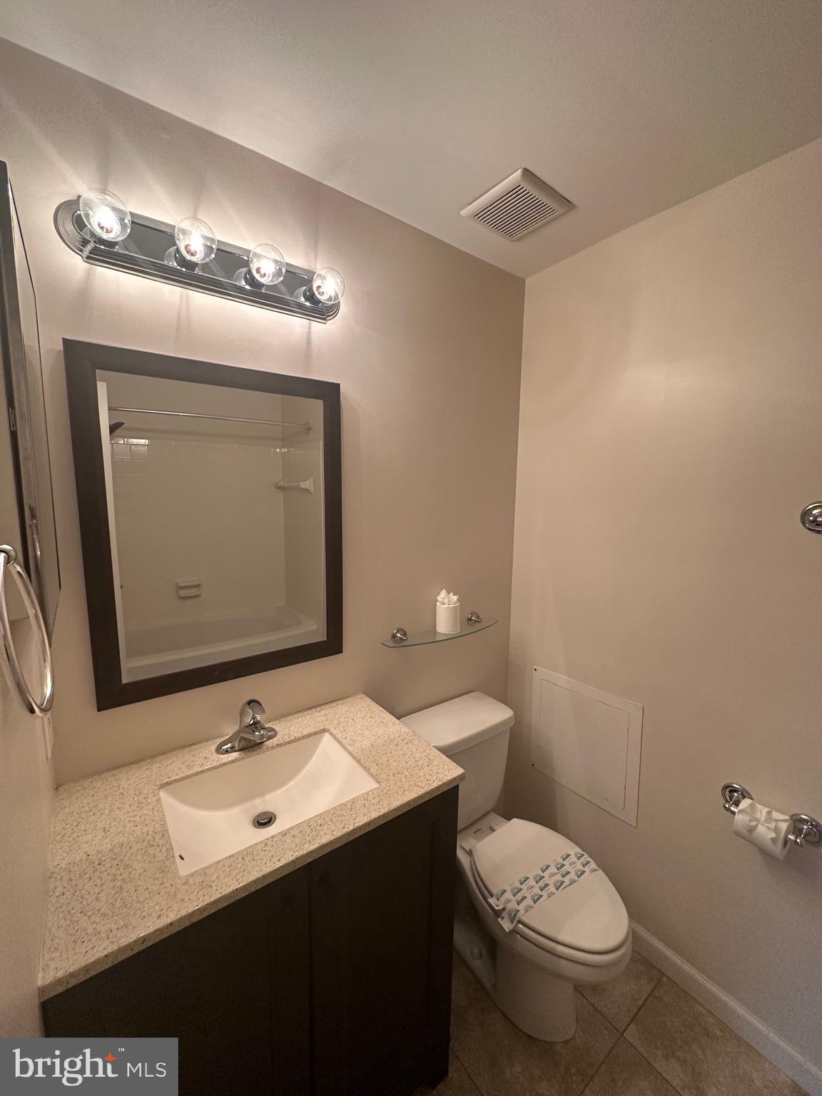 BURKE CENTRE - Residential Lease