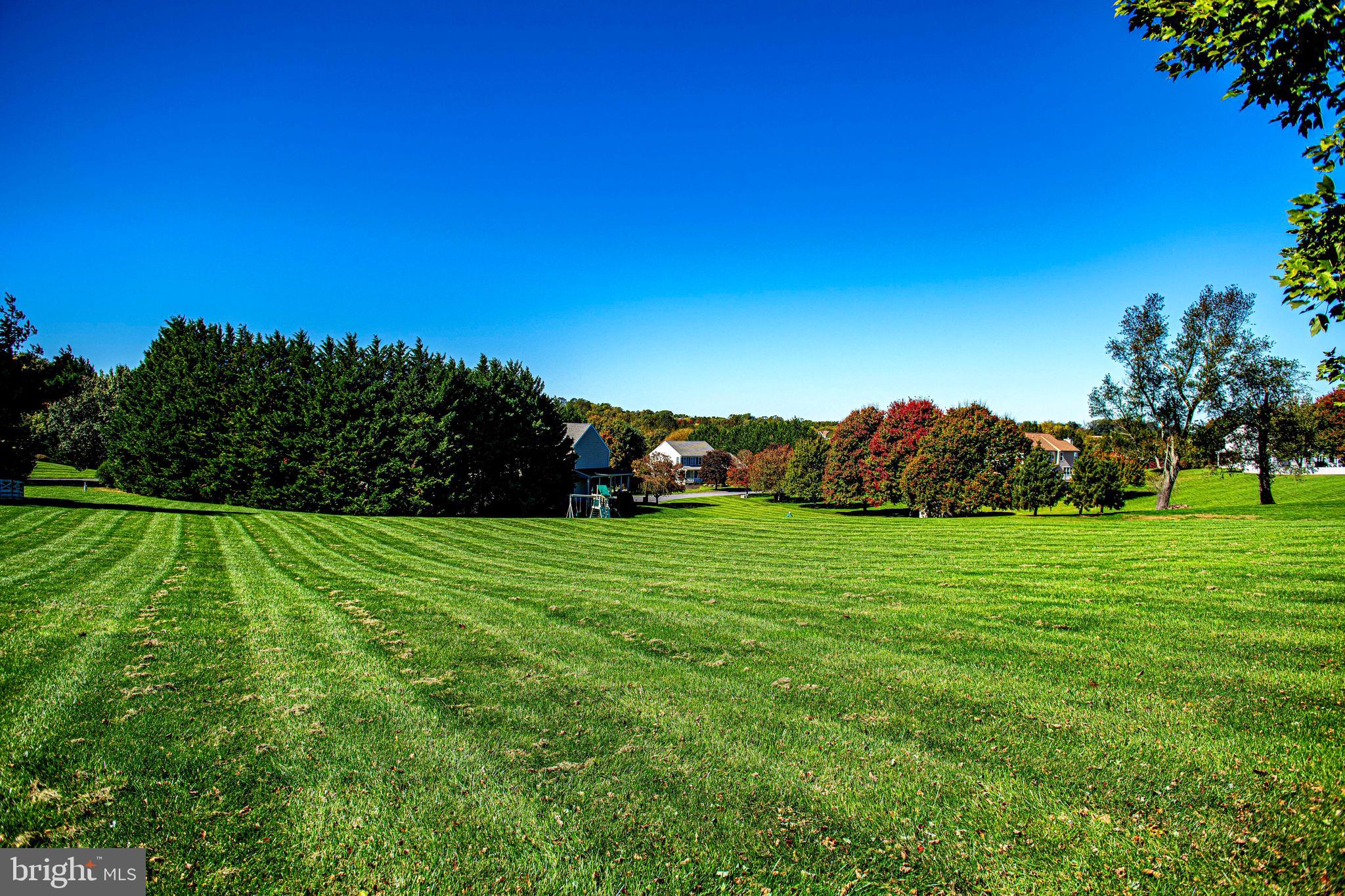 EDWARDS MANOR - Residential