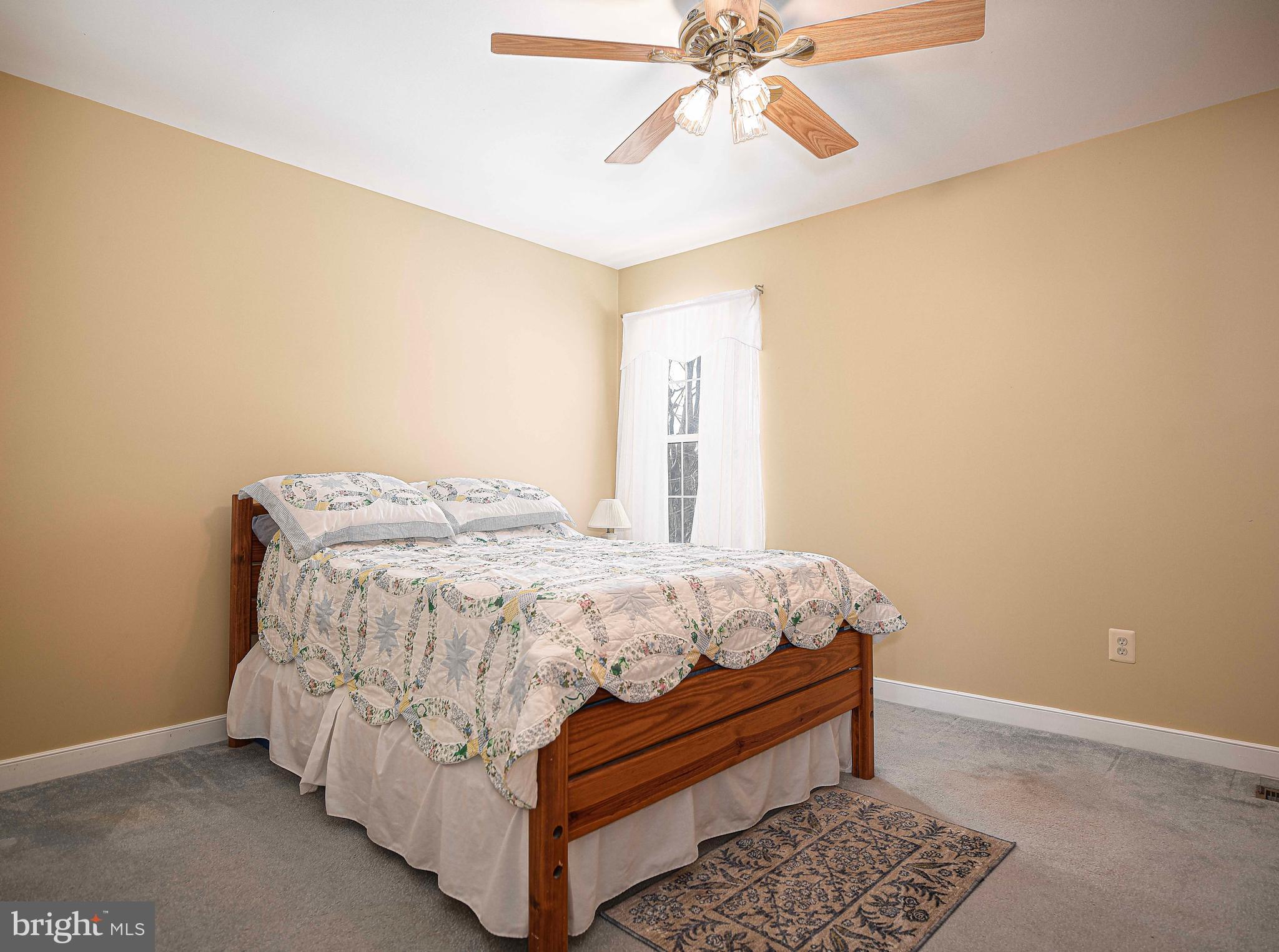 EDWARDS MANOR - Residential