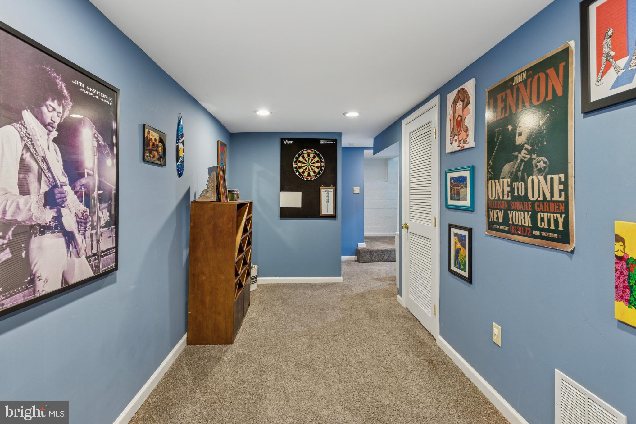 JEFFERSONVILLE - Residential