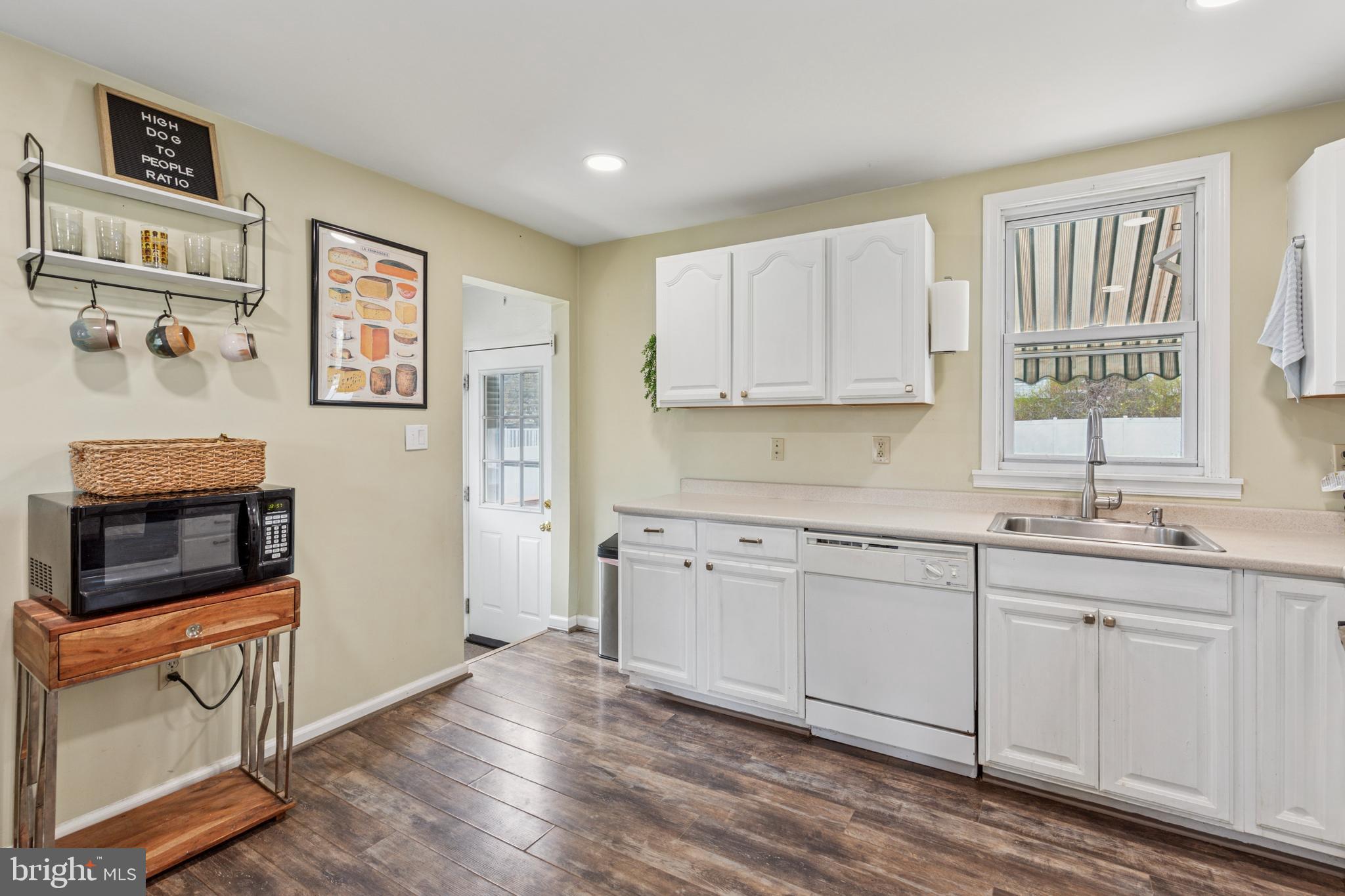 JEFFERSONVILLE - Residential