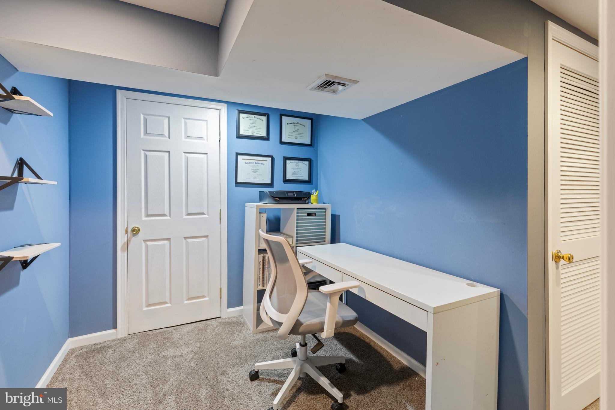 JEFFERSONVILLE - Residential