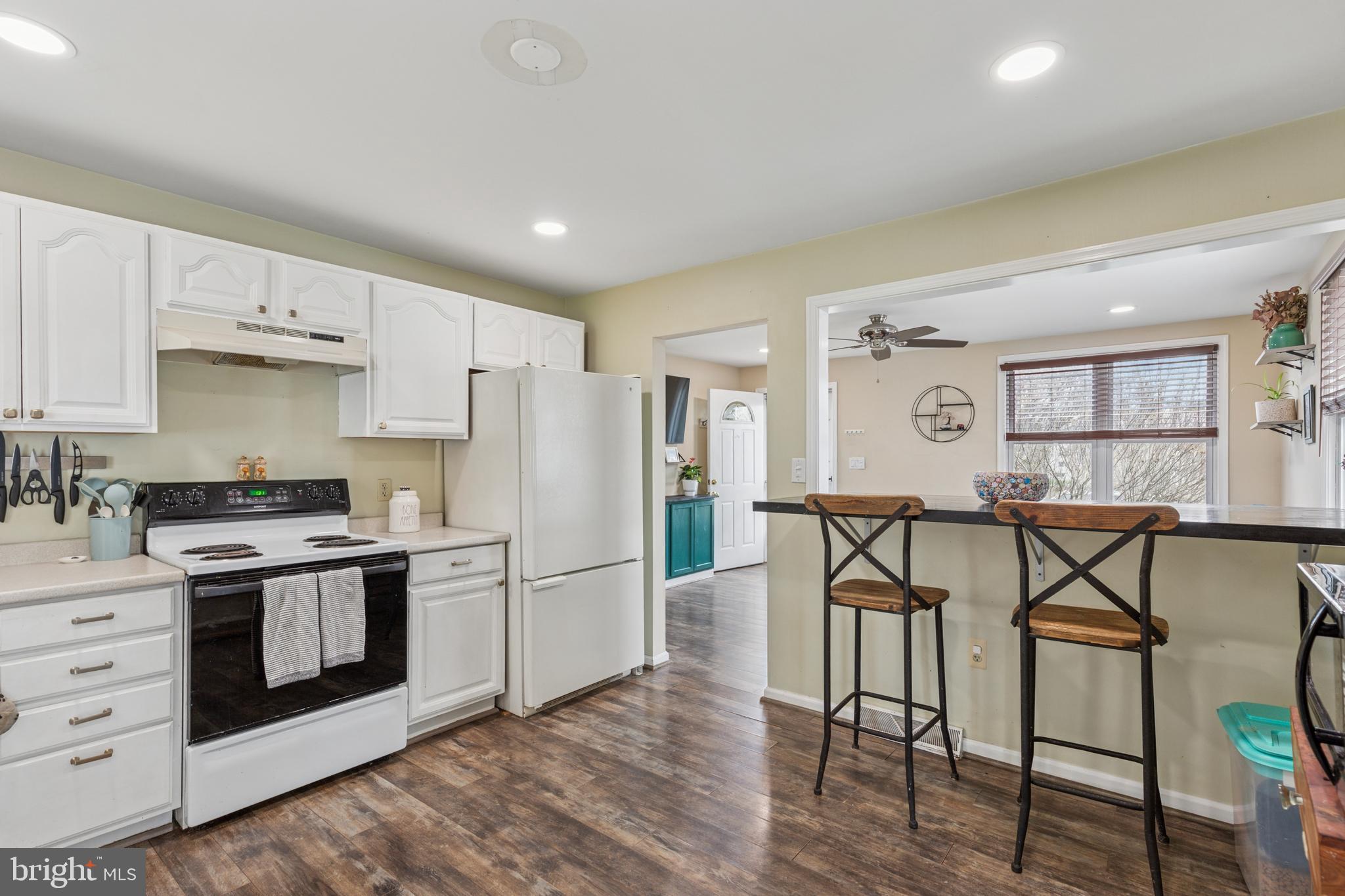 JEFFERSONVILLE - Residential