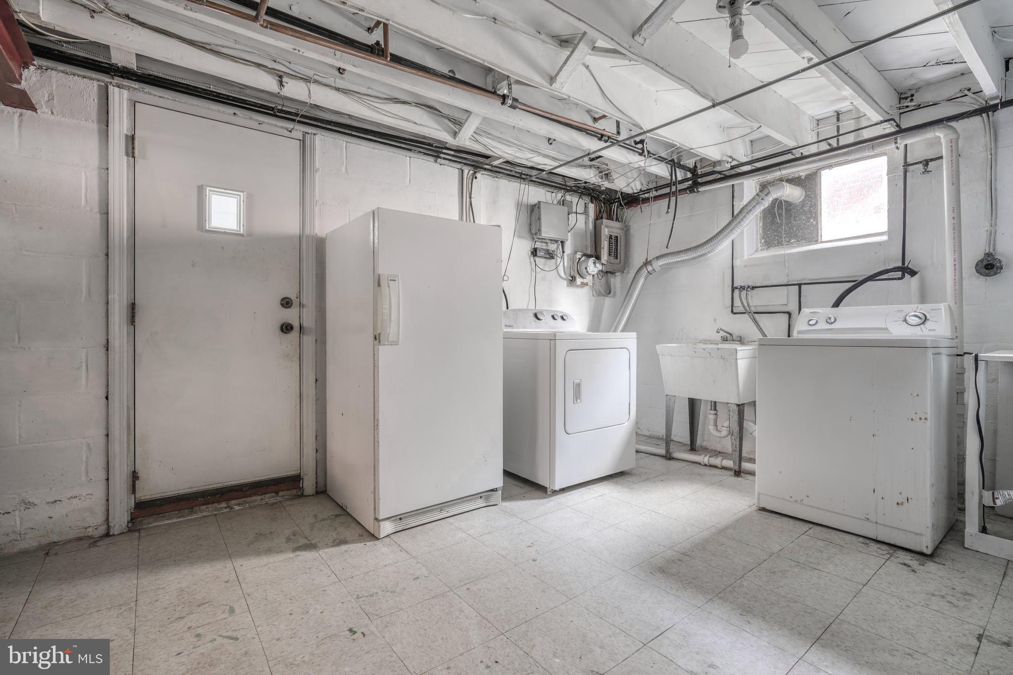 PARKVILLE HEIGHTS - Residential