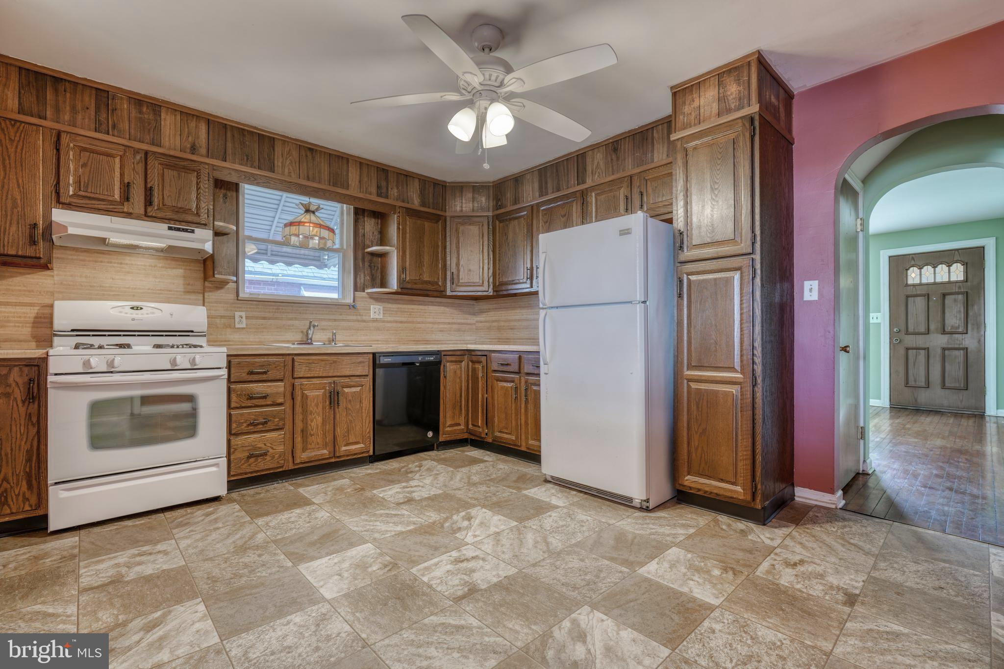 PARKVILLE HEIGHTS - Residential