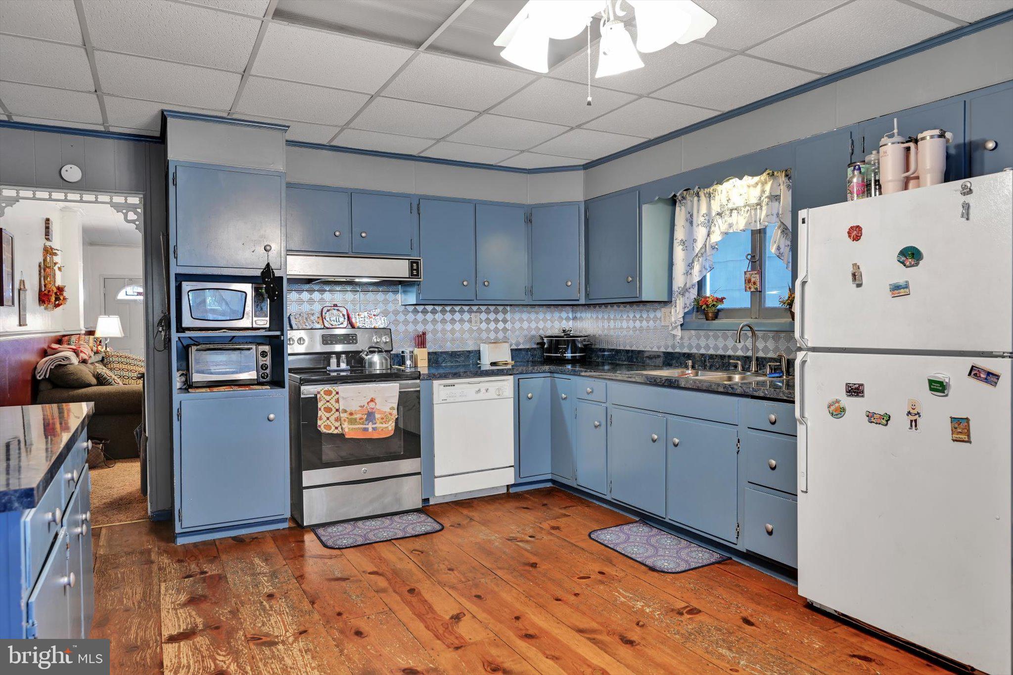 SHENANDOAH HEIGHTS - Residential