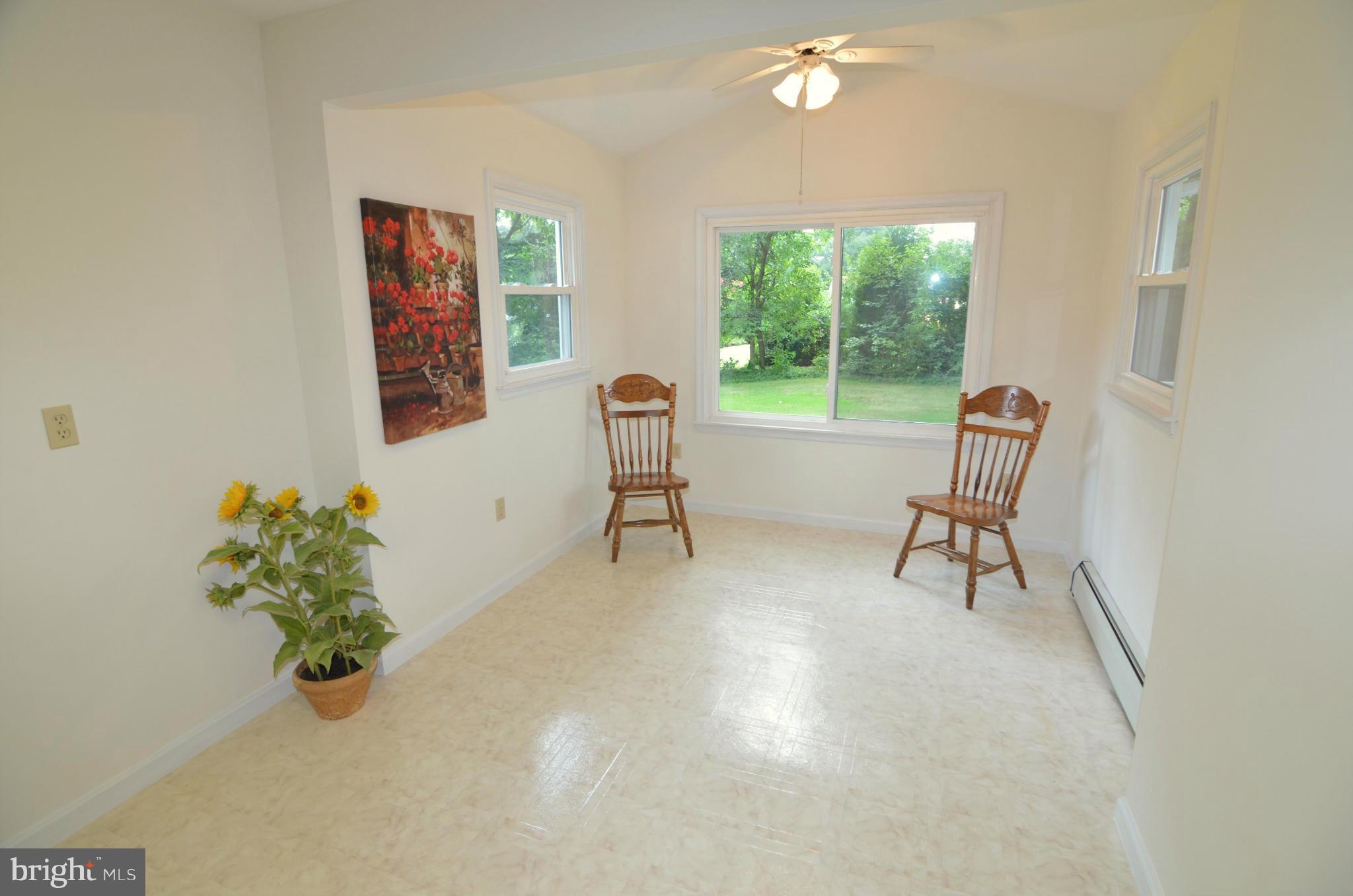 ELMHURST - Residential