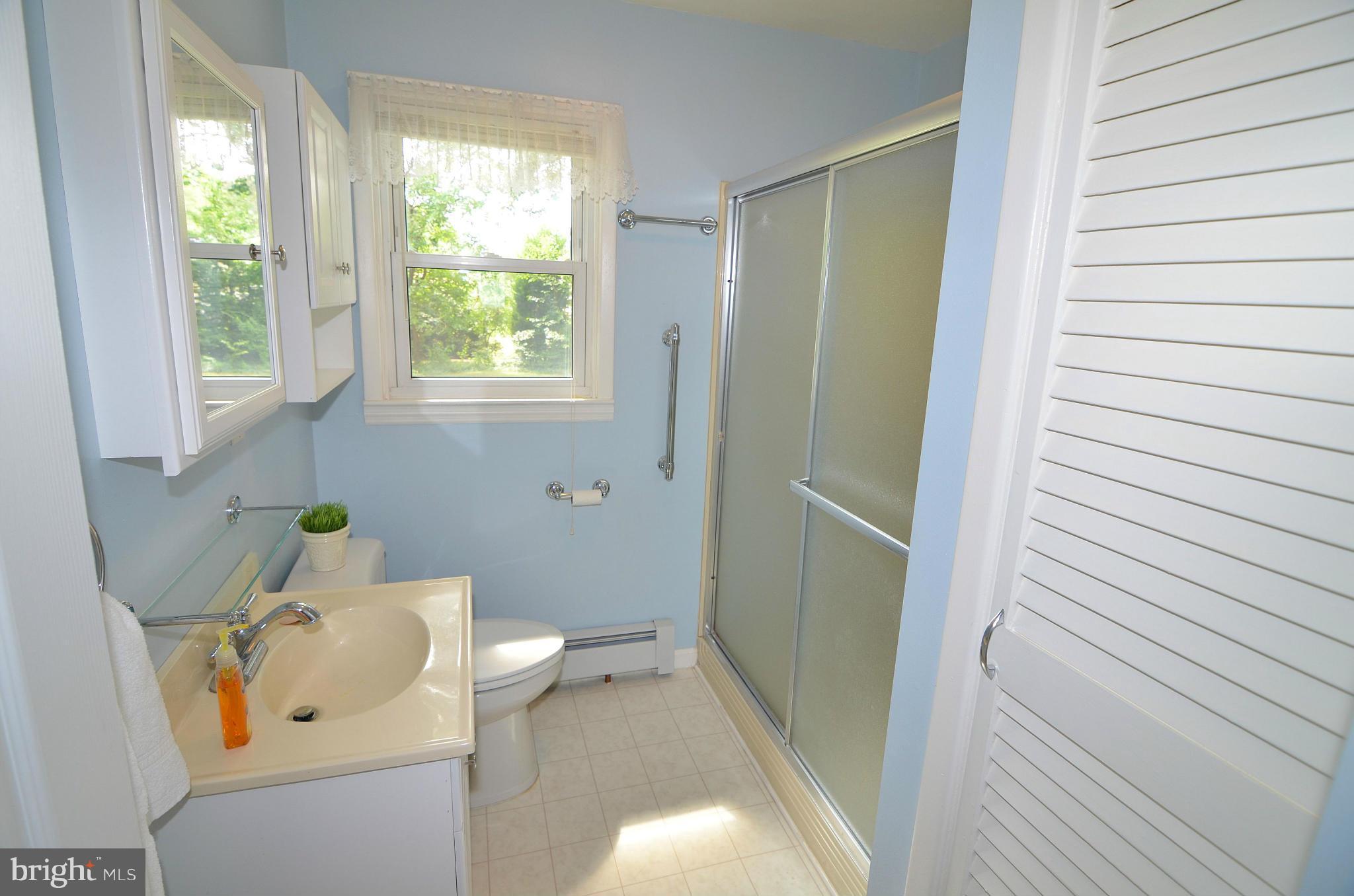 ELMHURST - Residential