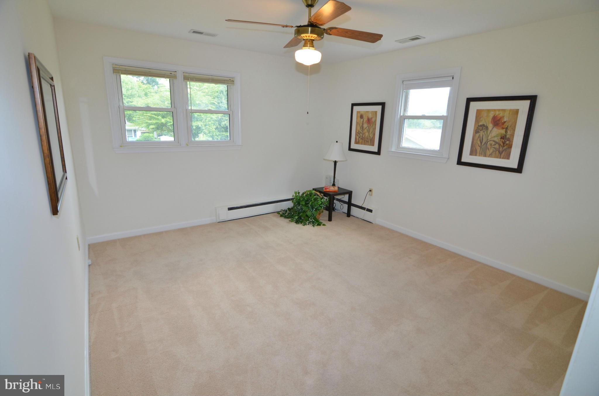 ELMHURST - Residential