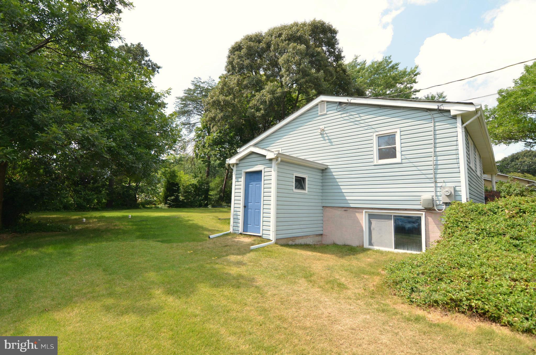 ELMHURST - Residential