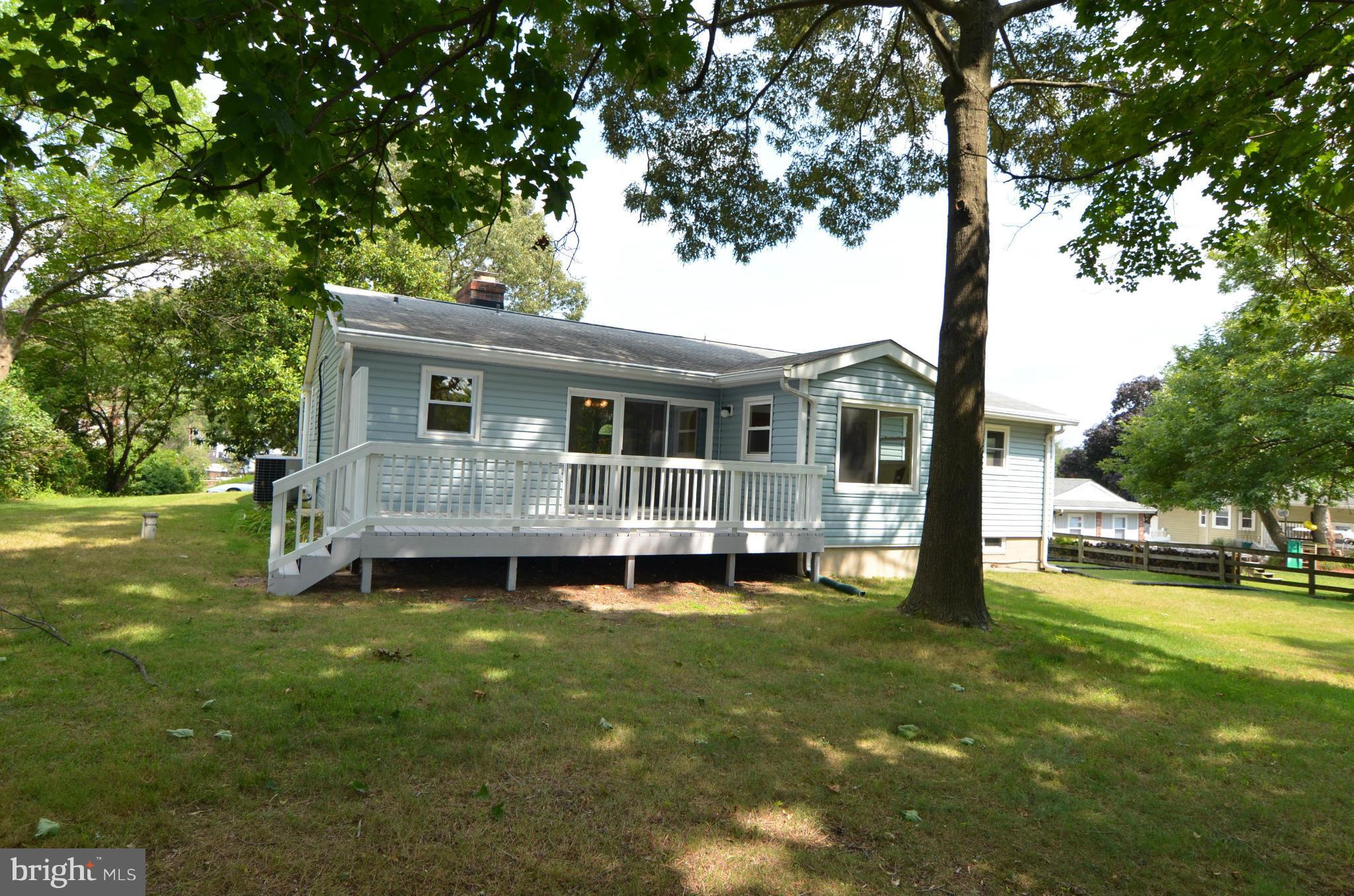 ELMHURST - Residential