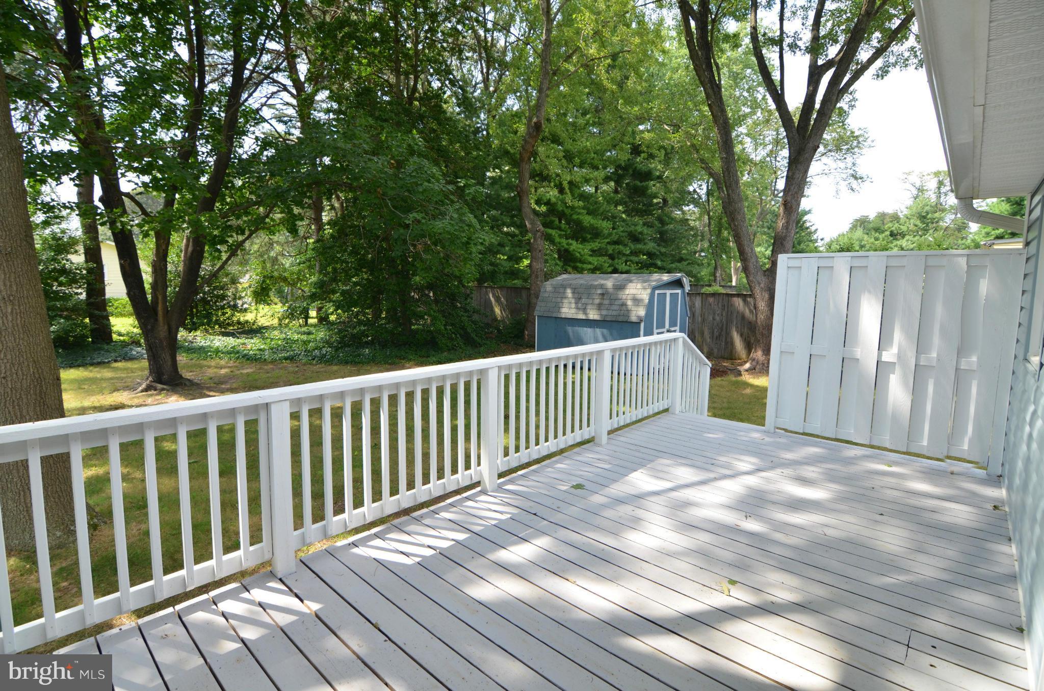 ELMHURST - Residential