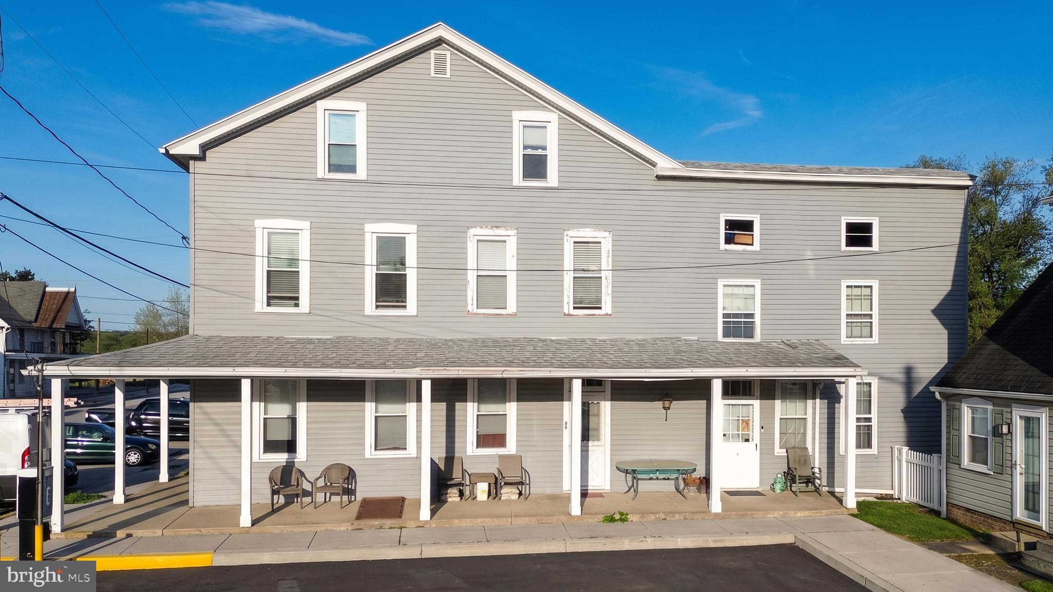 8 E BROADWAY