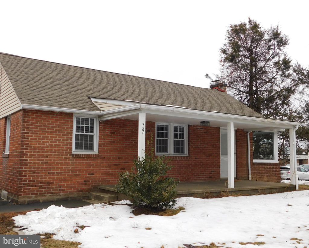 Photo of SOUTHAMPTON, PA 18966 (MLS # PABU2114656)