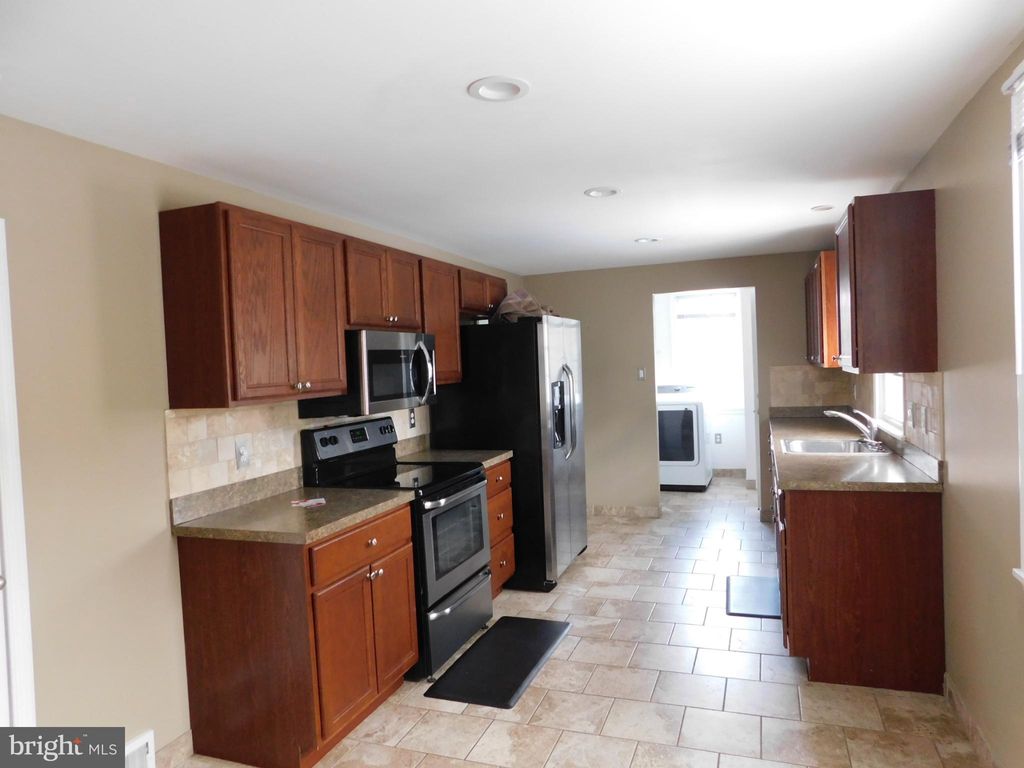 Photo of SOUTHAMPTON, PA 18966 (MLS # PABU2114656)