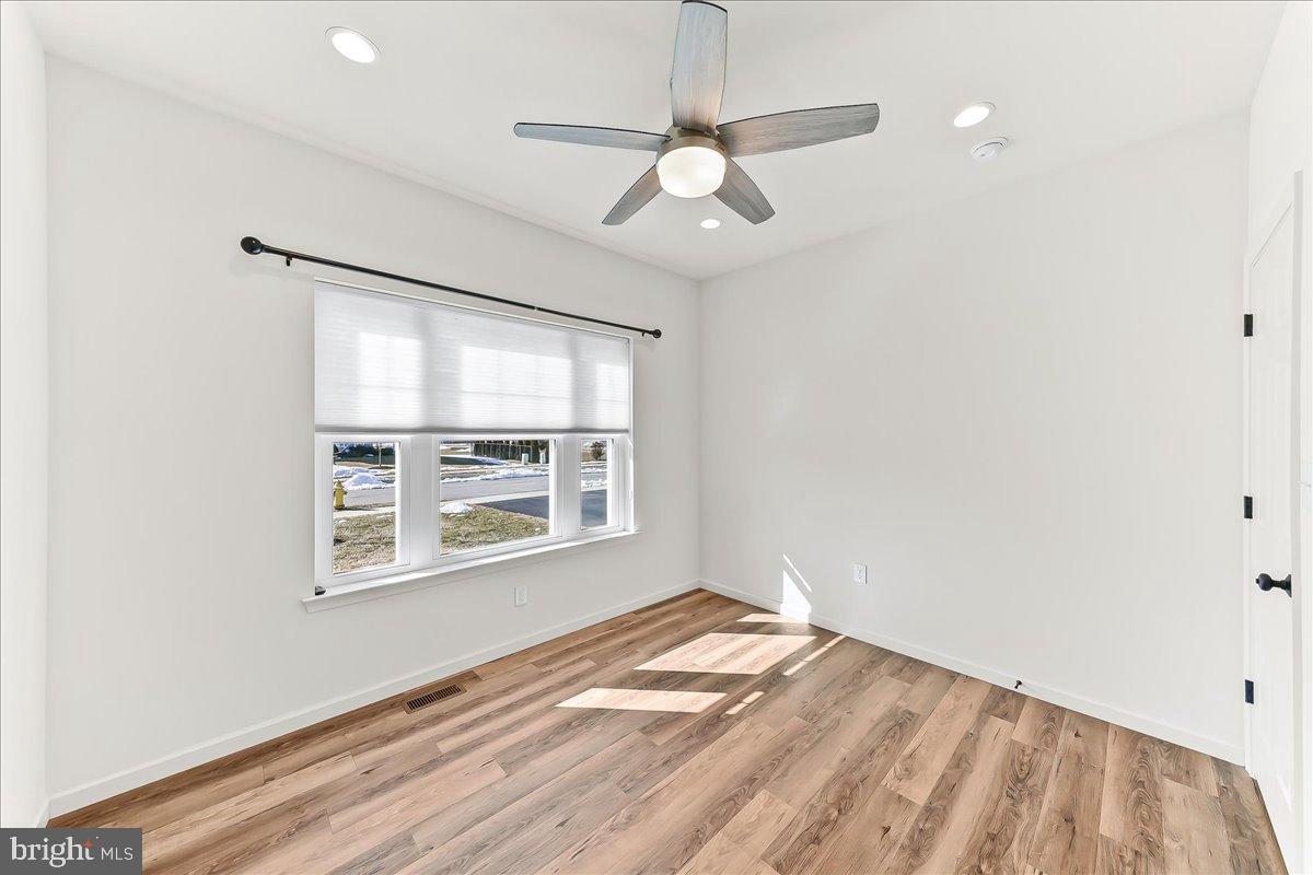 PINE VIEW ESTATES - Residential