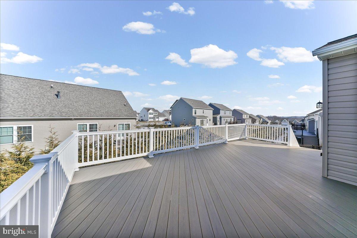 PINE VIEW ESTATES - Residential