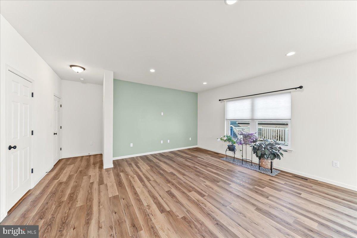 PINE VIEW ESTATES - Residential