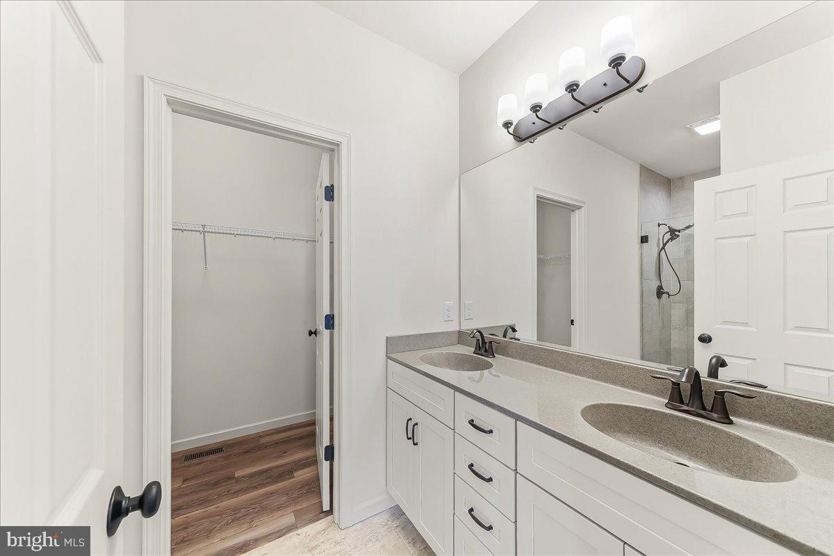 PINE VIEW ESTATES - Residential