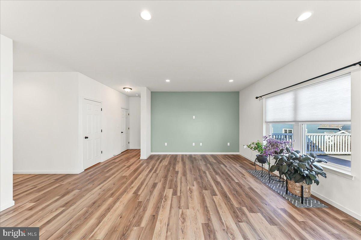 PINE VIEW ESTATES - Residential