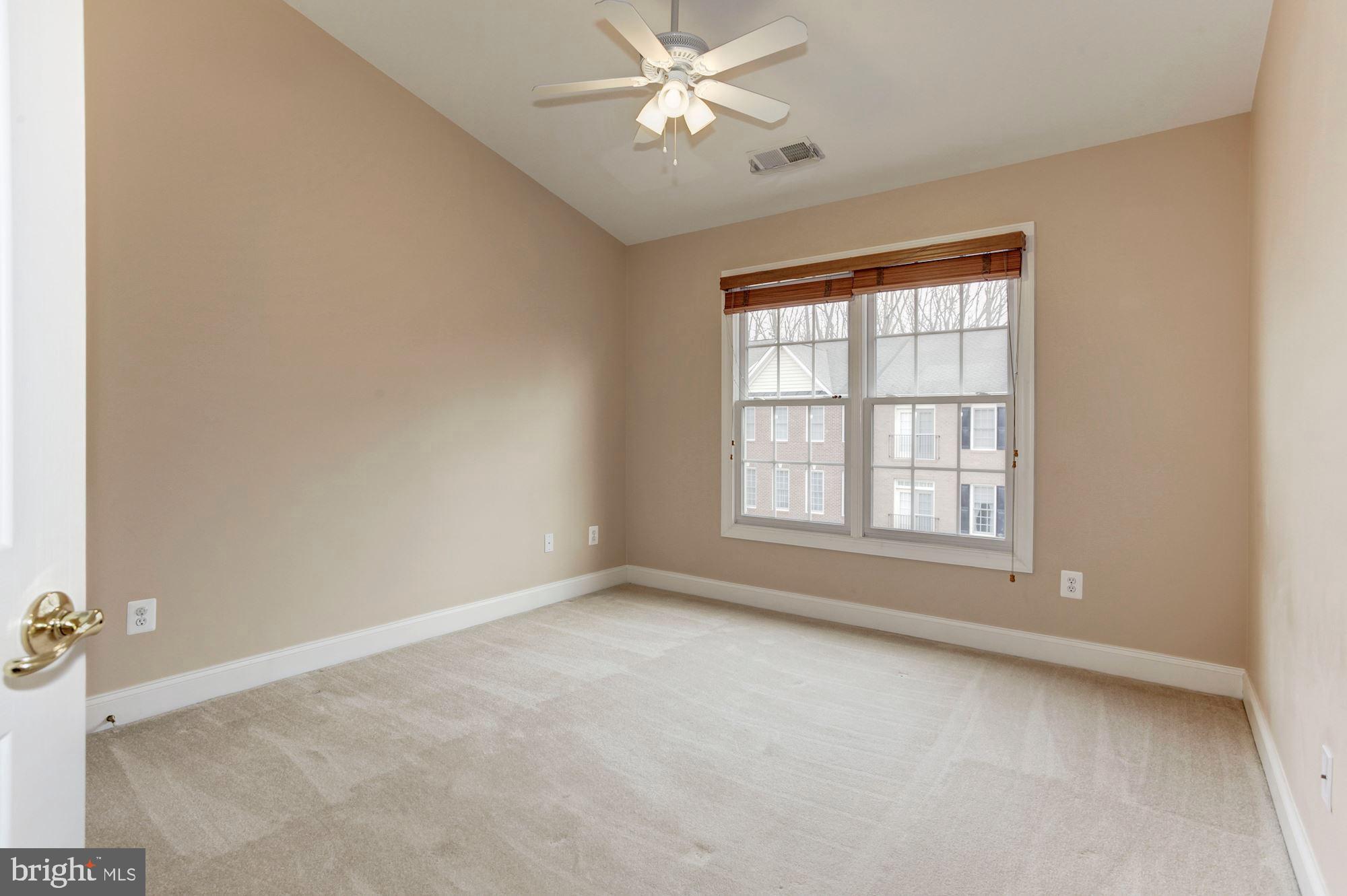 LORTON VALLEY NORTH - Residential