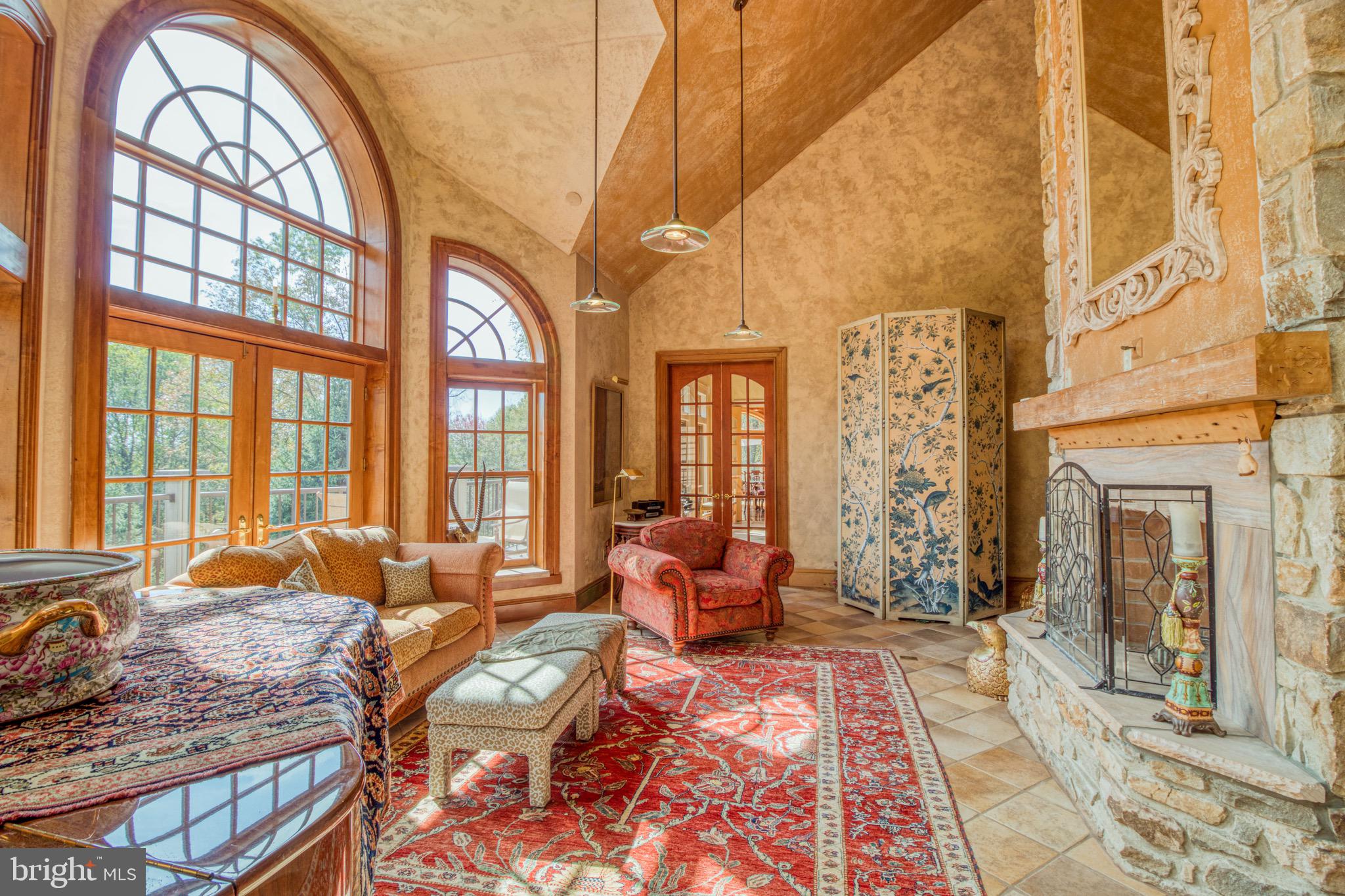 EDGEHILL - Residential