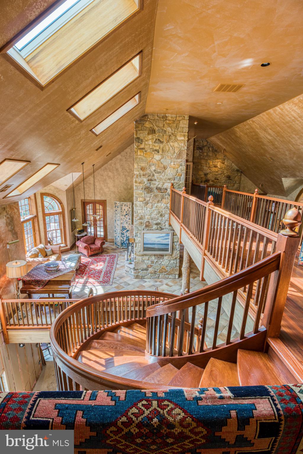 EDGEHILL - Residential